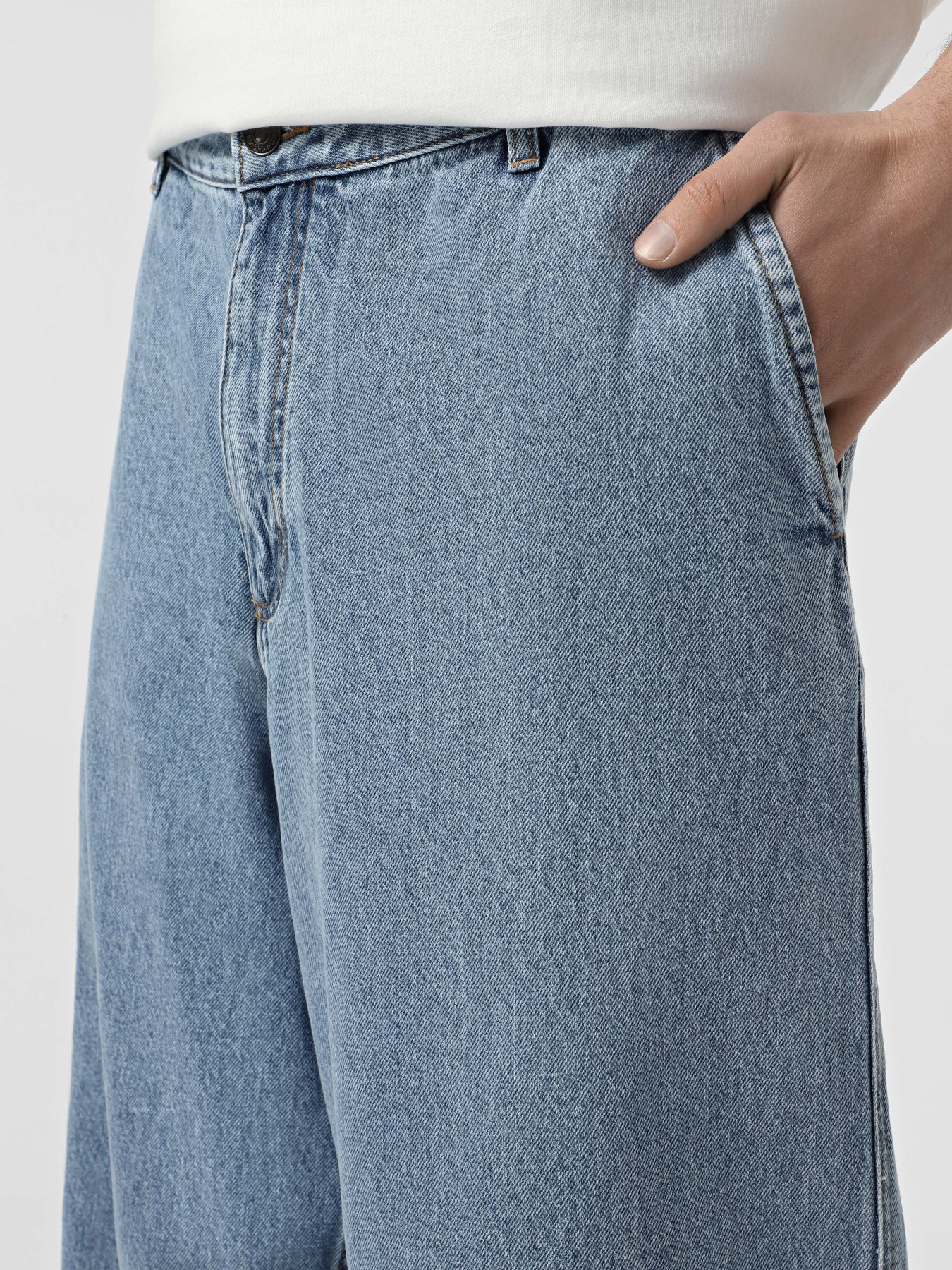 Широкі джинси Armani Exchange модель XM001231-AF13367-MB003 Фото