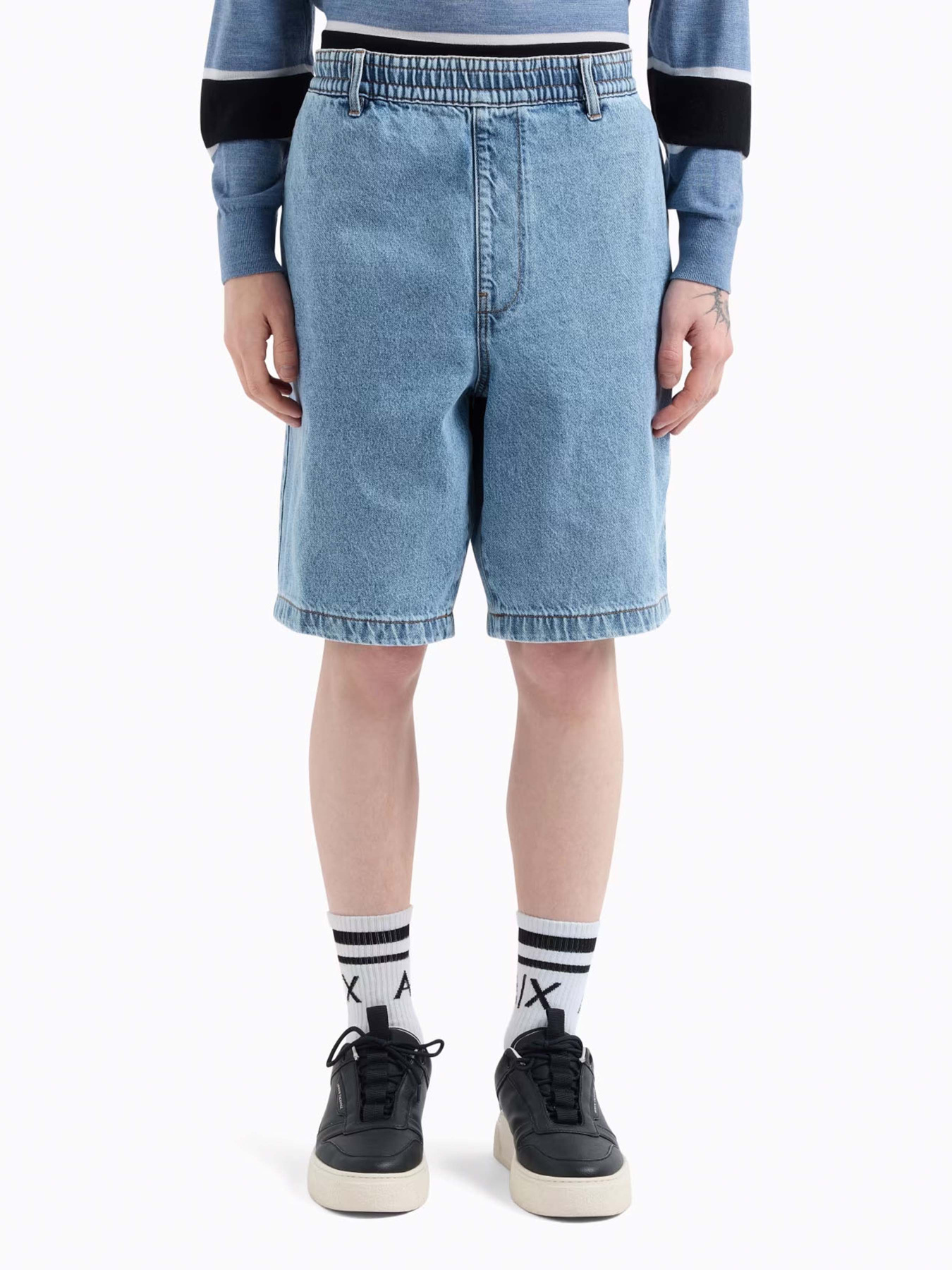 Джинсовые шорты Armani Exchange модель XM001232-AF13367-MB003 Джинсовые шорты Armani Exchange модель XM001232-AF13367-MB003 Фото