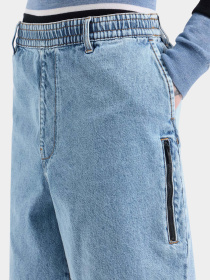 Джинсовые шорты Armani Exchange модель XM001232-AF13367-MB003 Джинсовые шорты Armani Exchange модель XM001232-AF13367-MB003 Фото