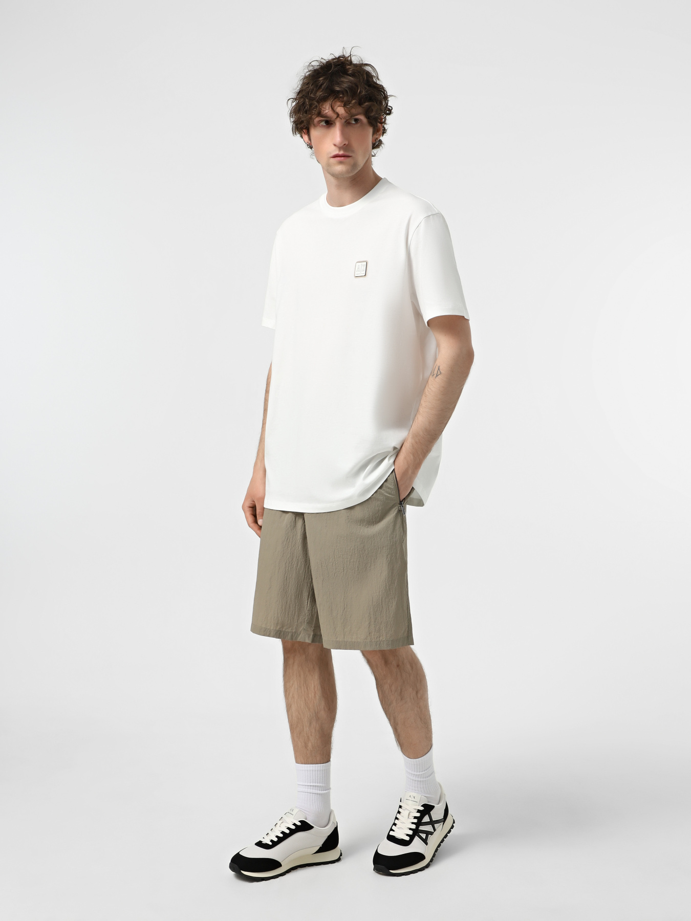 Повсякденні шорти Armani Exchange модель XM000437-AF13138-U6167 Фото