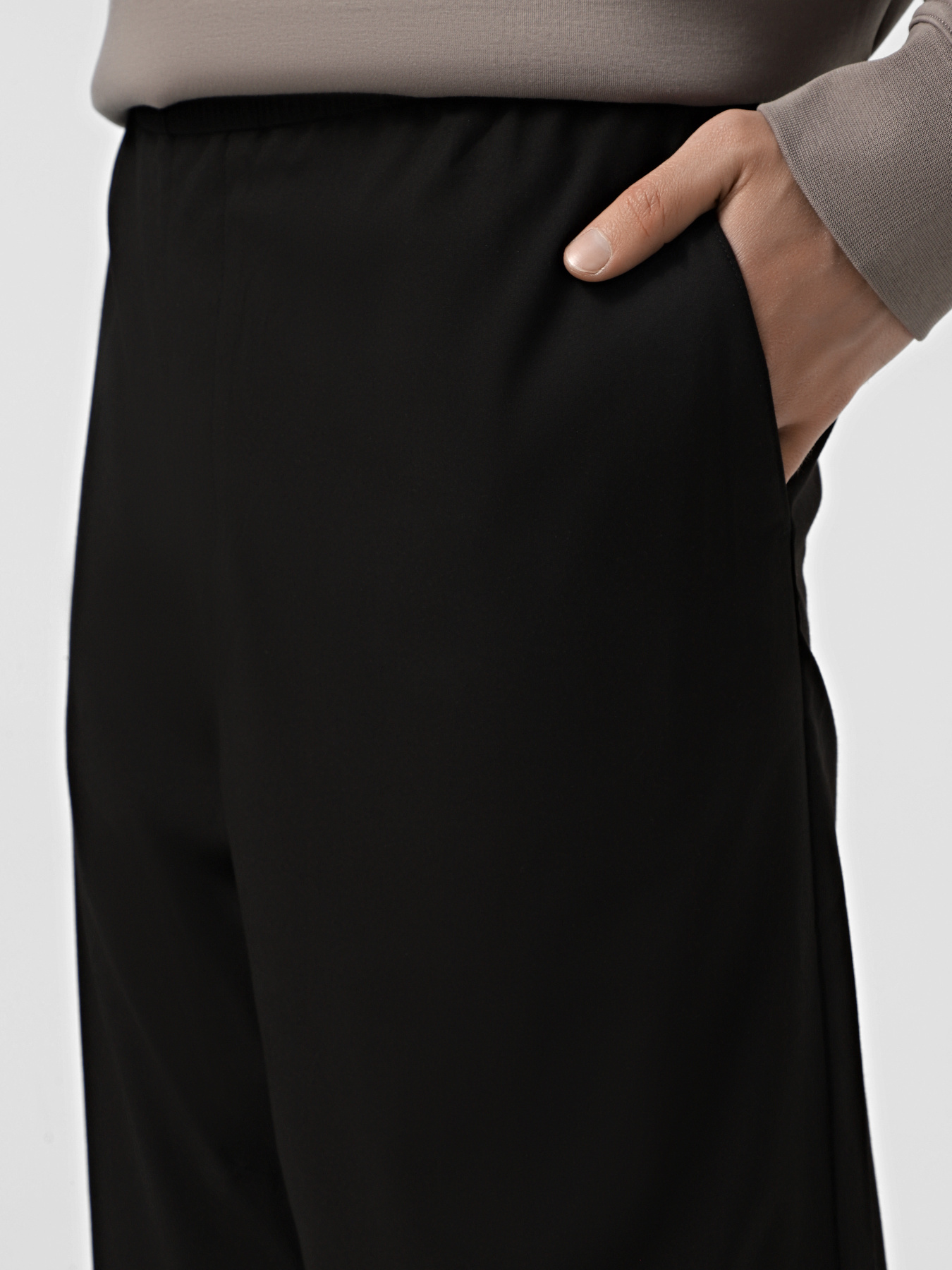 Штани повсякденні Armani Exchange модель XM000439-AF13076-UC001 Фото