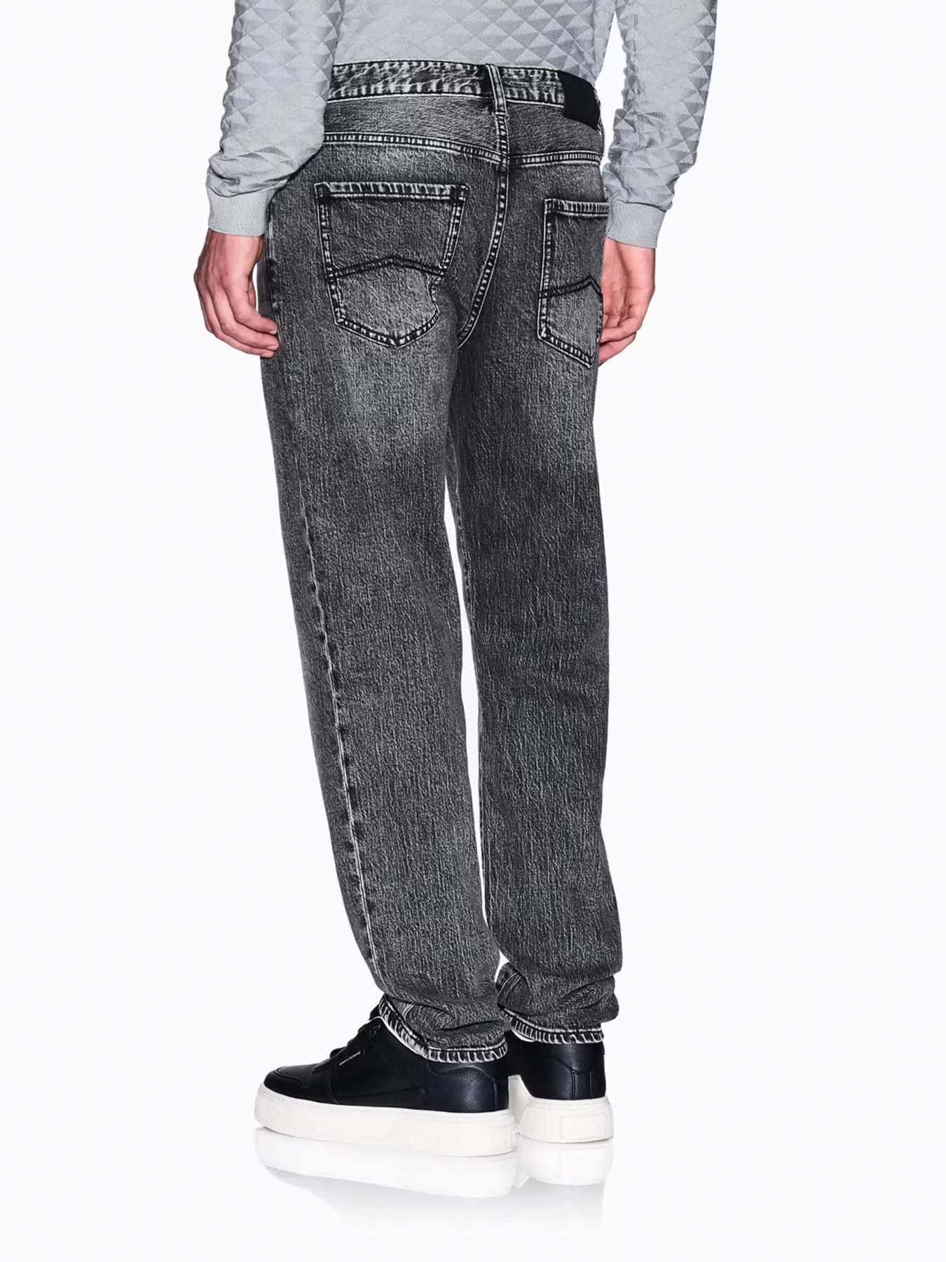 Завужені джинси Armani Exchange Модель XM000049-AF13264-M8088 Фото