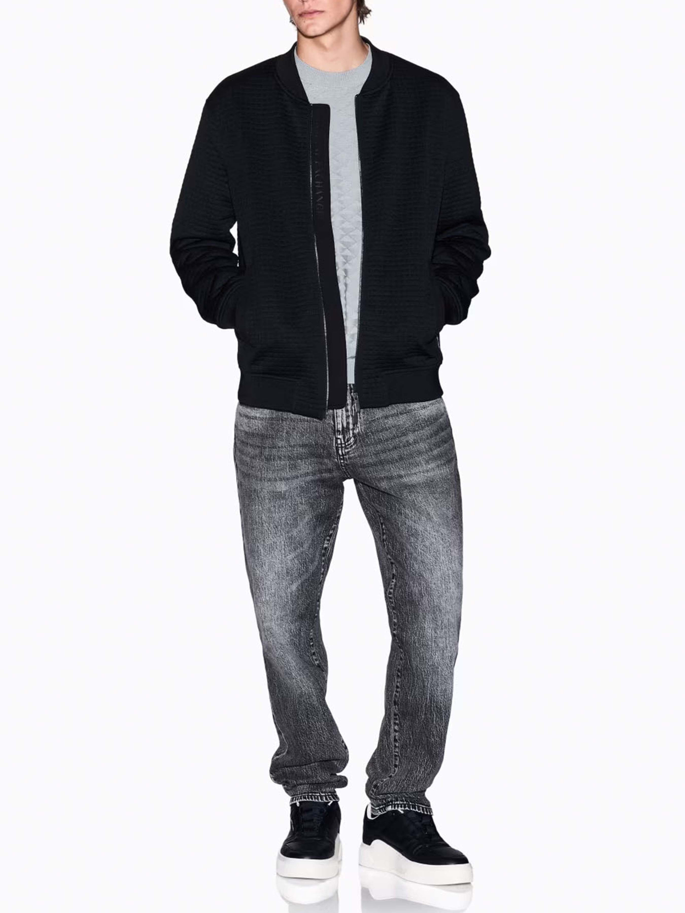 Завужені джинси Armani Exchange Модель XM000049-AF13264-M8088 Фото