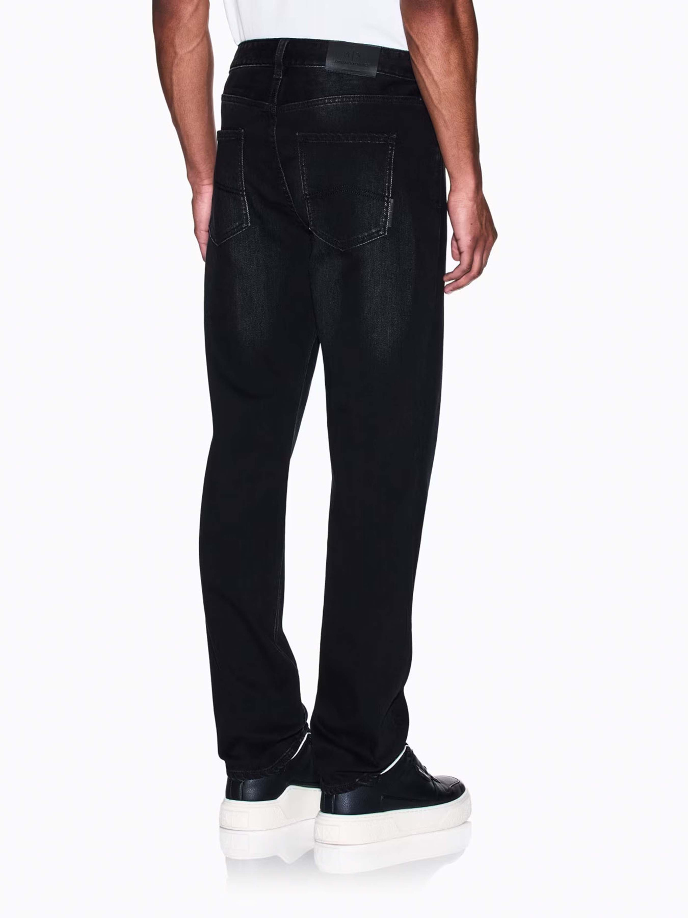 Завужені джинси Armani Exchange модель XM000049-AF13266-MC002 Фото