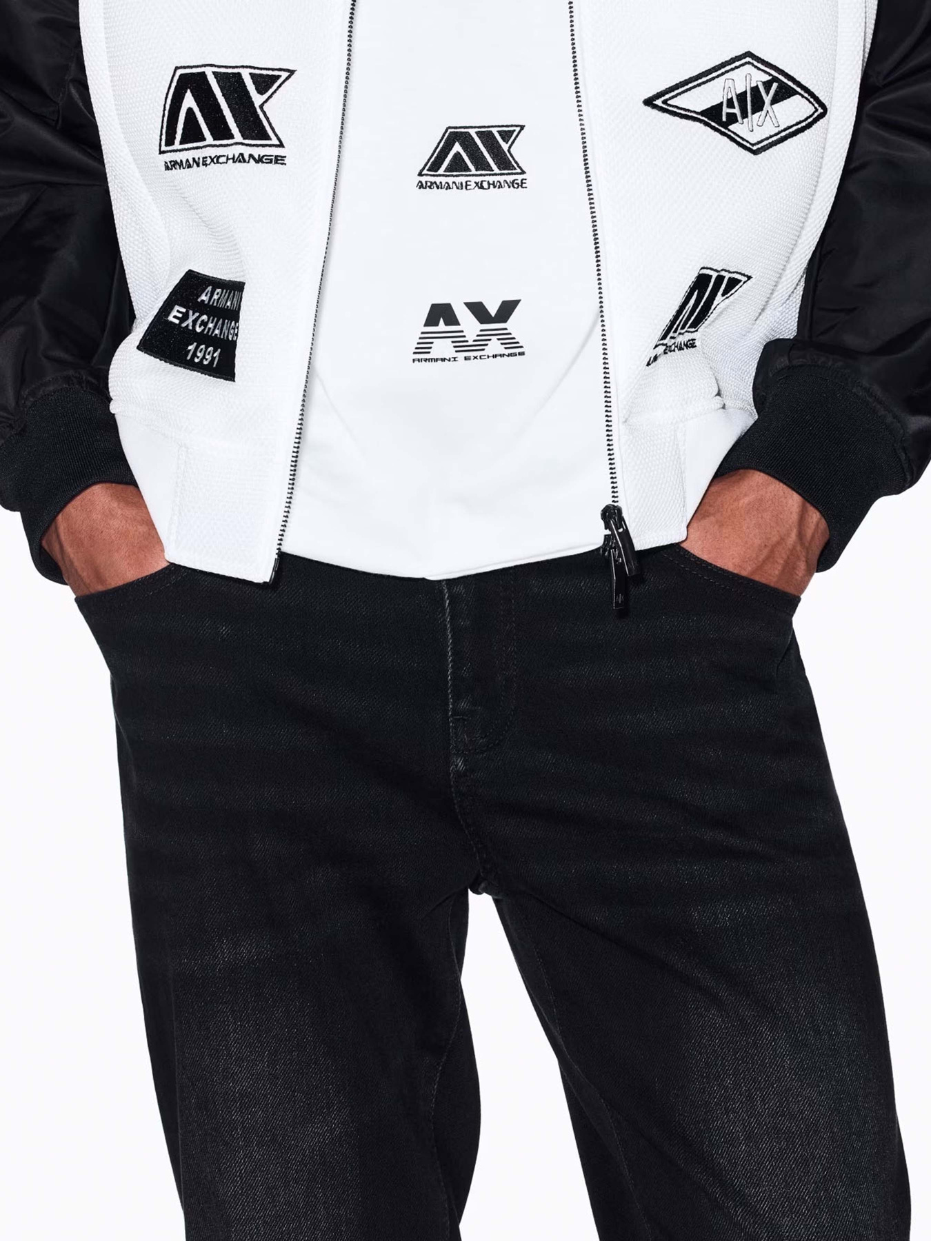 Завужені джинси Armani Exchange модель XM000049-AF13266-MC002 Фото