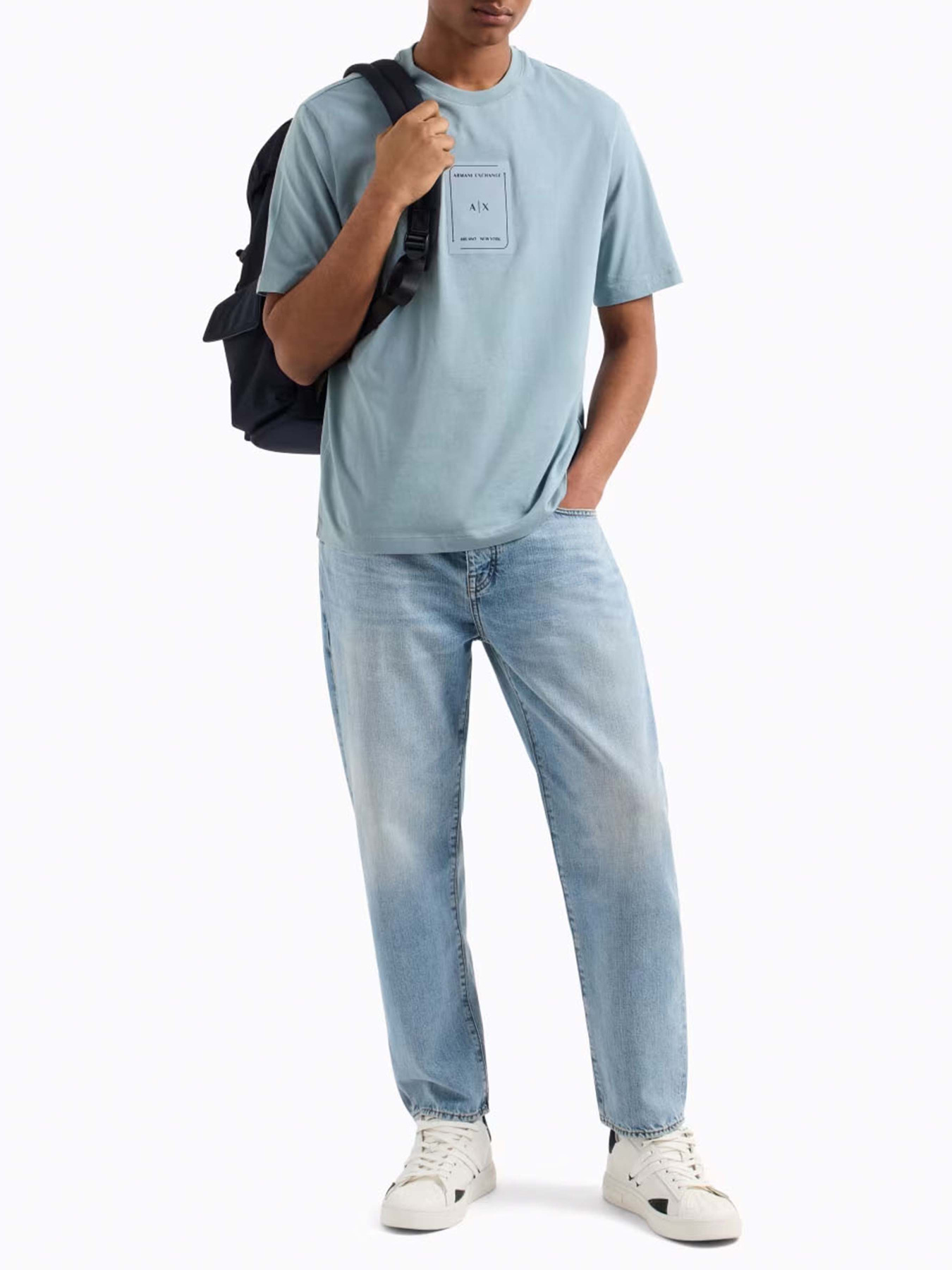 Завужені джинси Armani Exchange модель XM000072-AF13087-MB001 Фото