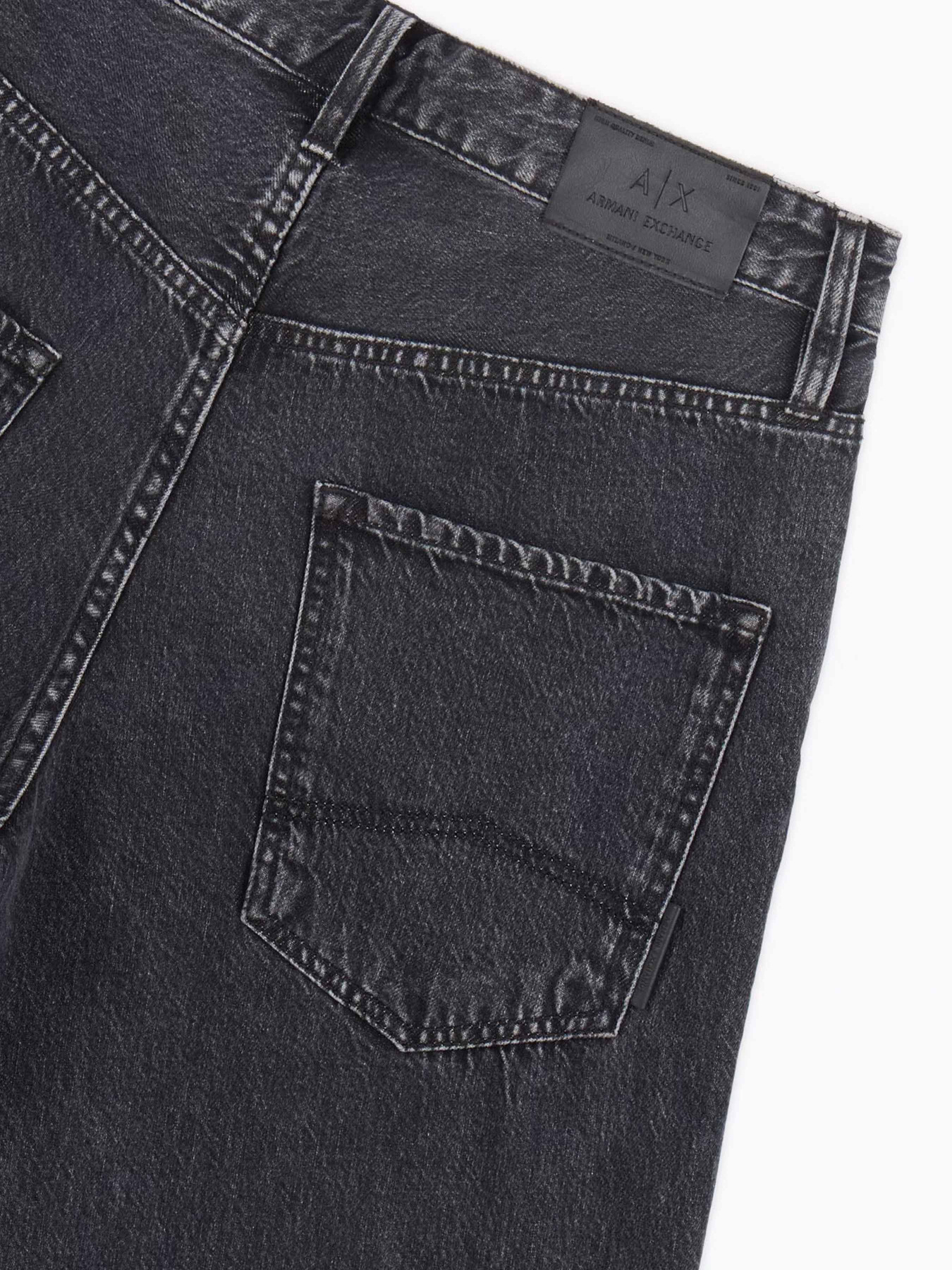 Широкі джинси Armani Exchange модель XM000076-AF13366-M8001 Фото