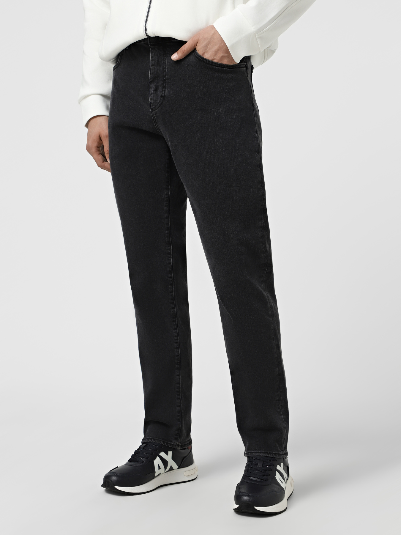 Прямі джинси Armani Exchange модель XM000049-AF14604-M8088 Фото