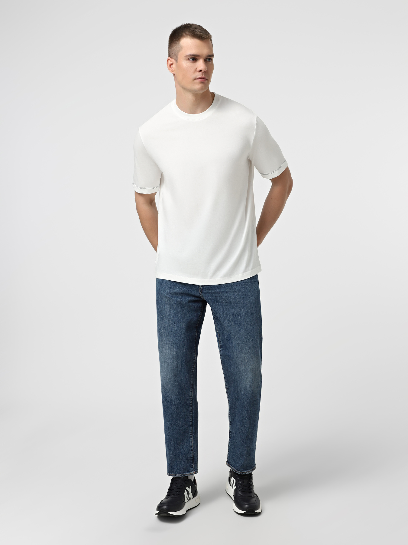 Прямі джинси Armani Exchange модель XM000072-AF18811-MB002 Фото