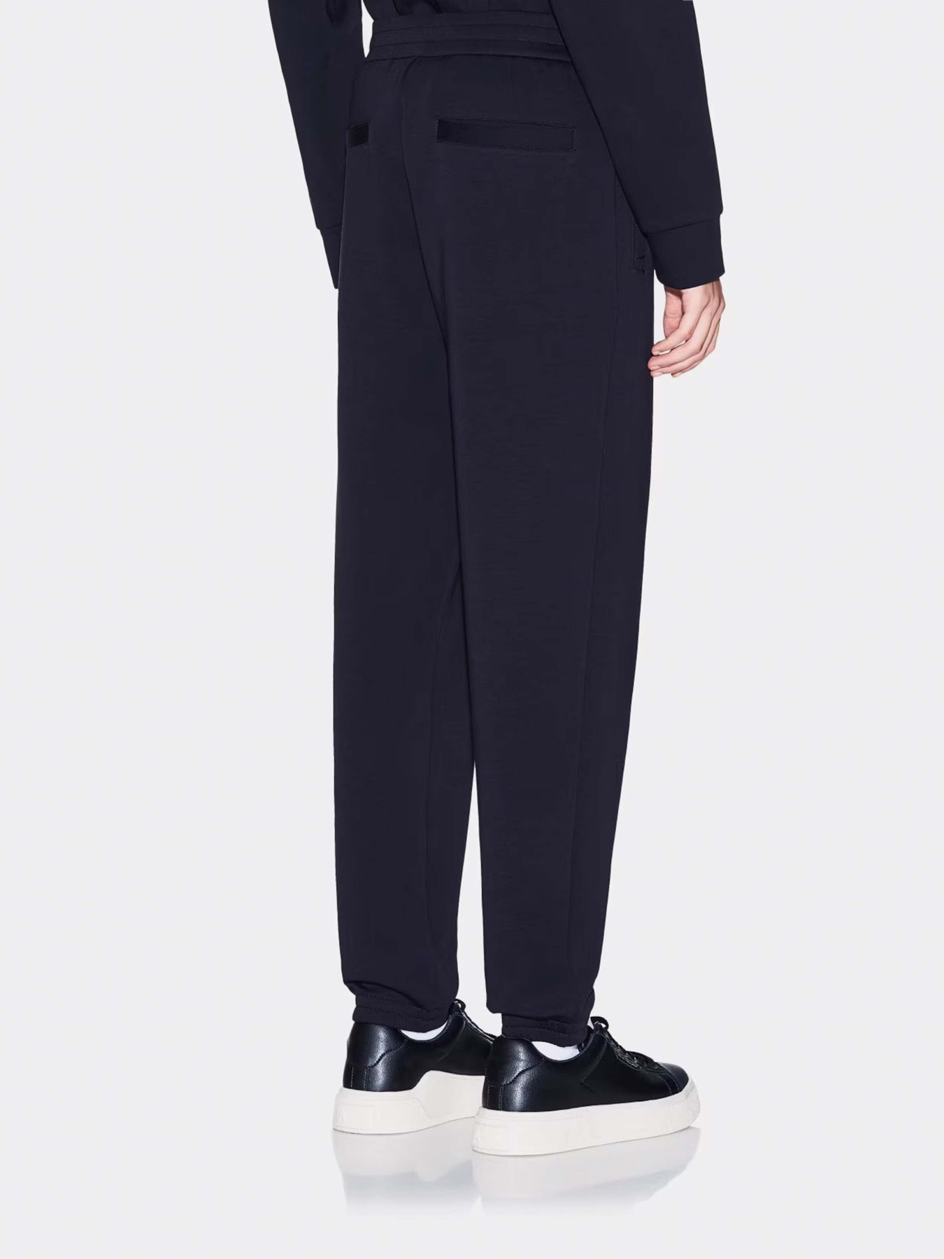 Штаны спортивные Armani Exchange модель XM000978-AF10818-UB101 Фото