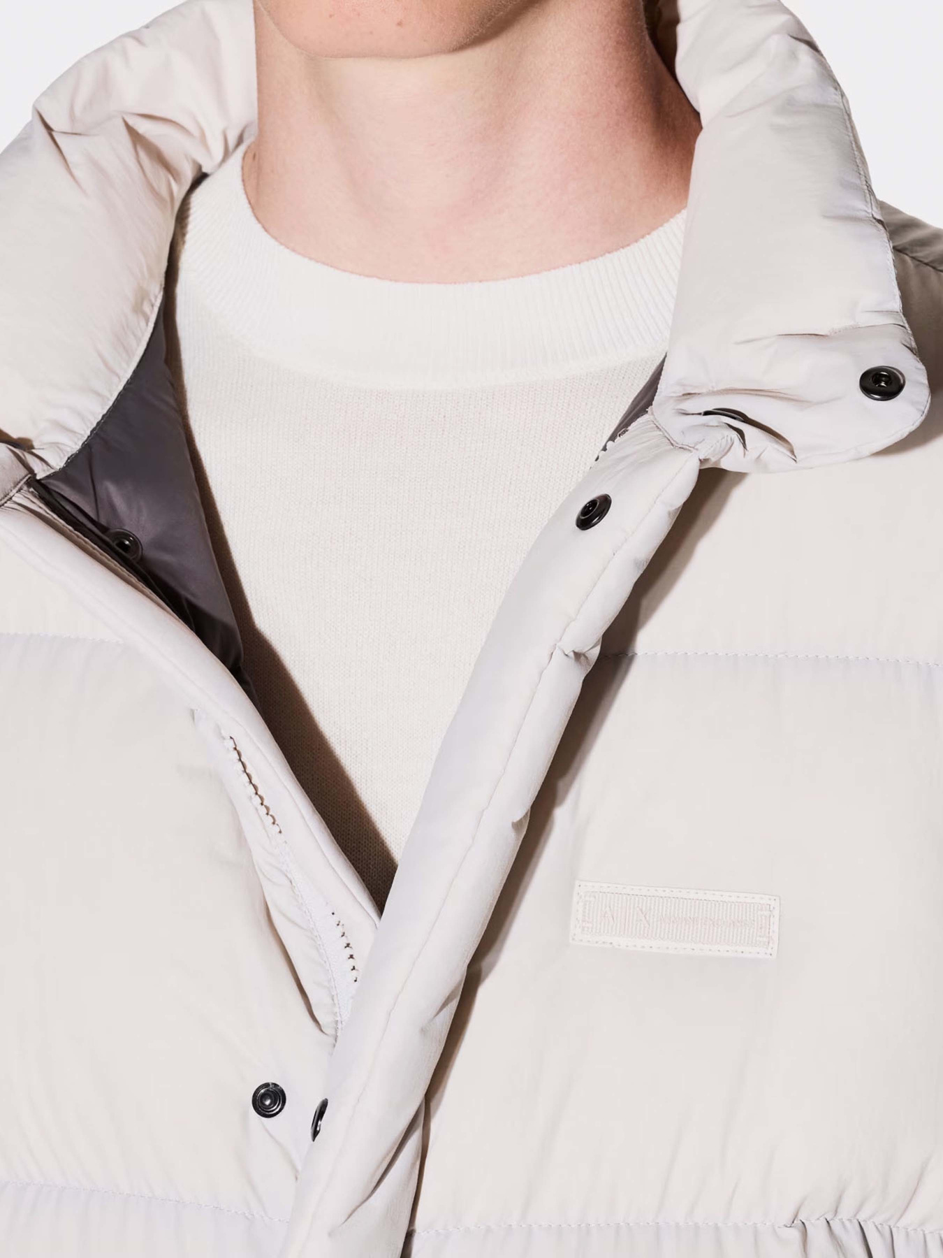 Утеплений жилет Armani Exchange модель XM001100-AF16340-U1013 Фото