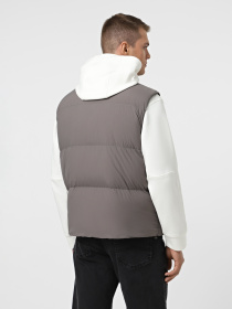 Утеплений жилет Armani Exchange модель XM001100-AF16340-U8092 Утеплений жилет Armani Exchange модель XM001100-AF16340-U8092 Фото