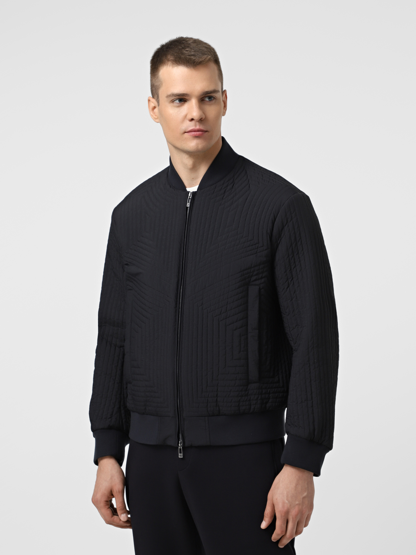 Вітровка Armani Exchange модель XM001101-AF16343-UB101 Вітровка Armani Exchange модель XM001101-AF16343-UB101 Фото