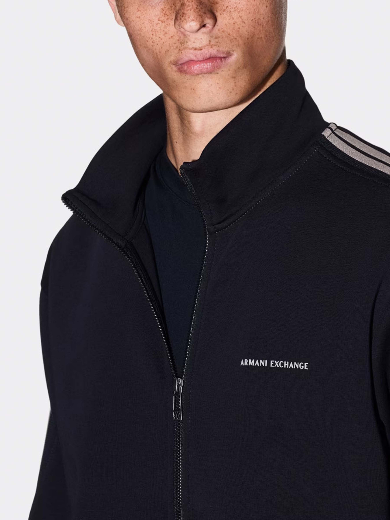 Кофта Armani Exchange модель XM001361-AF10818-UB101 Фото