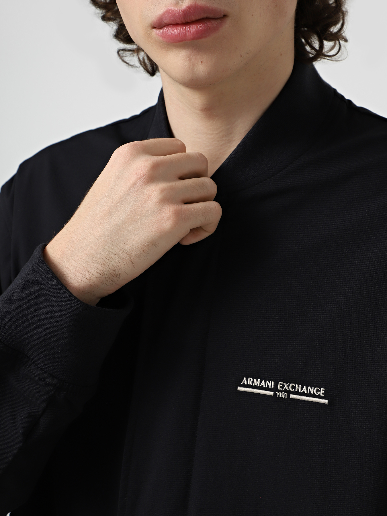 Ветровка Armani Exchange модель XM001854-AF15604-UB101 Фото