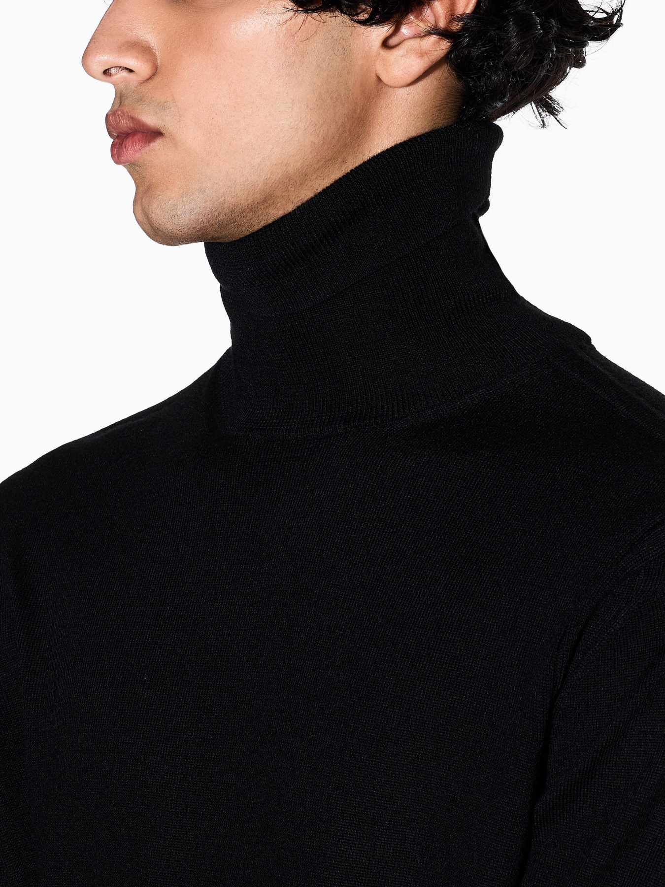 Джемпер Armani Exchange модель XM000900-AF11982-UC001 Фото