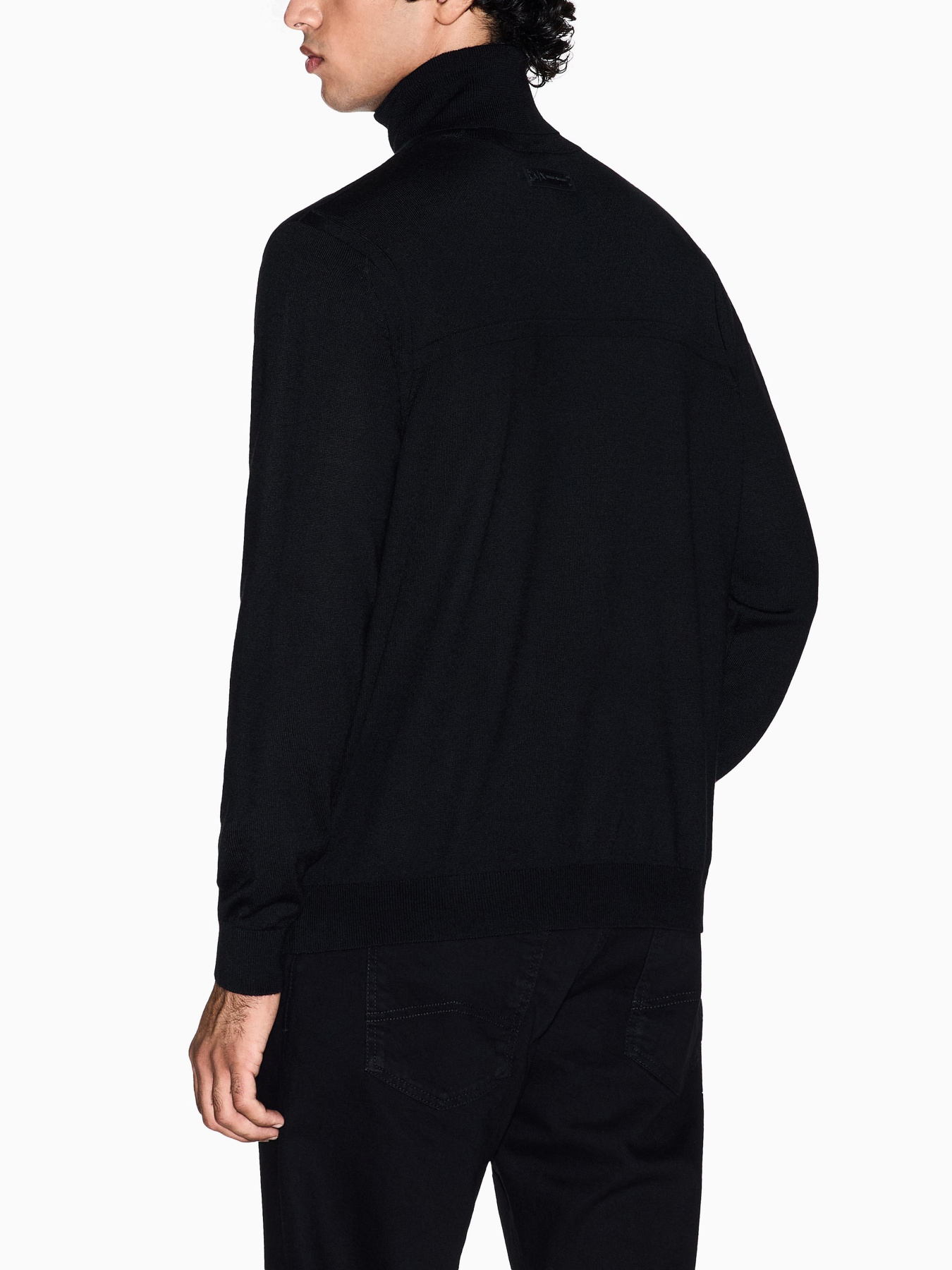 Джемпер Armani Exchange модель XM000900-AF11982-UC001 Джемпер Armani Exchange модель XM000900-AF11982-UC001 Фото