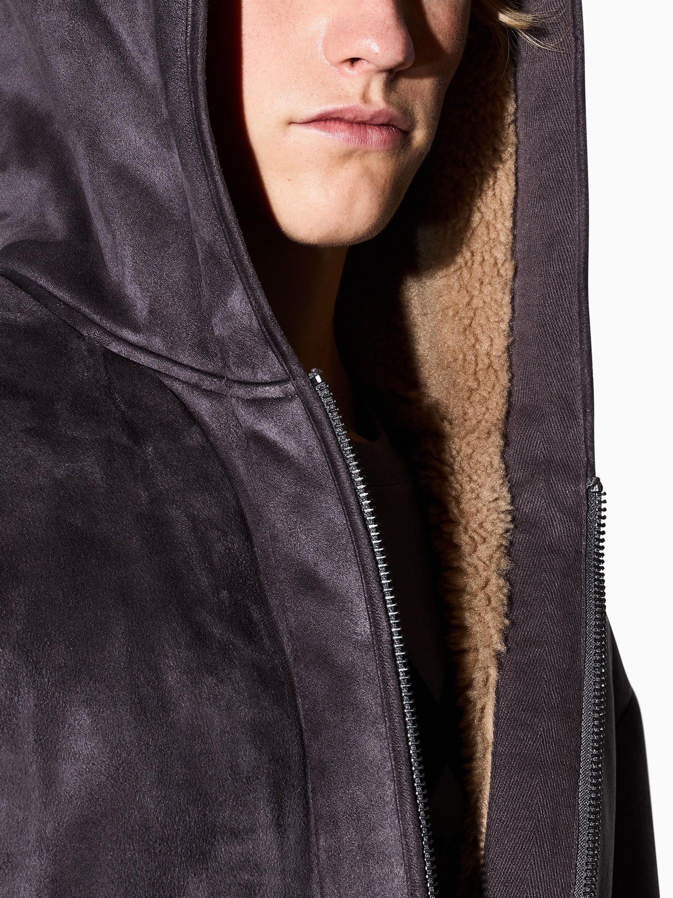 Дубленка Armani Exchange модель XM000968-AF16590-U8092 Фото