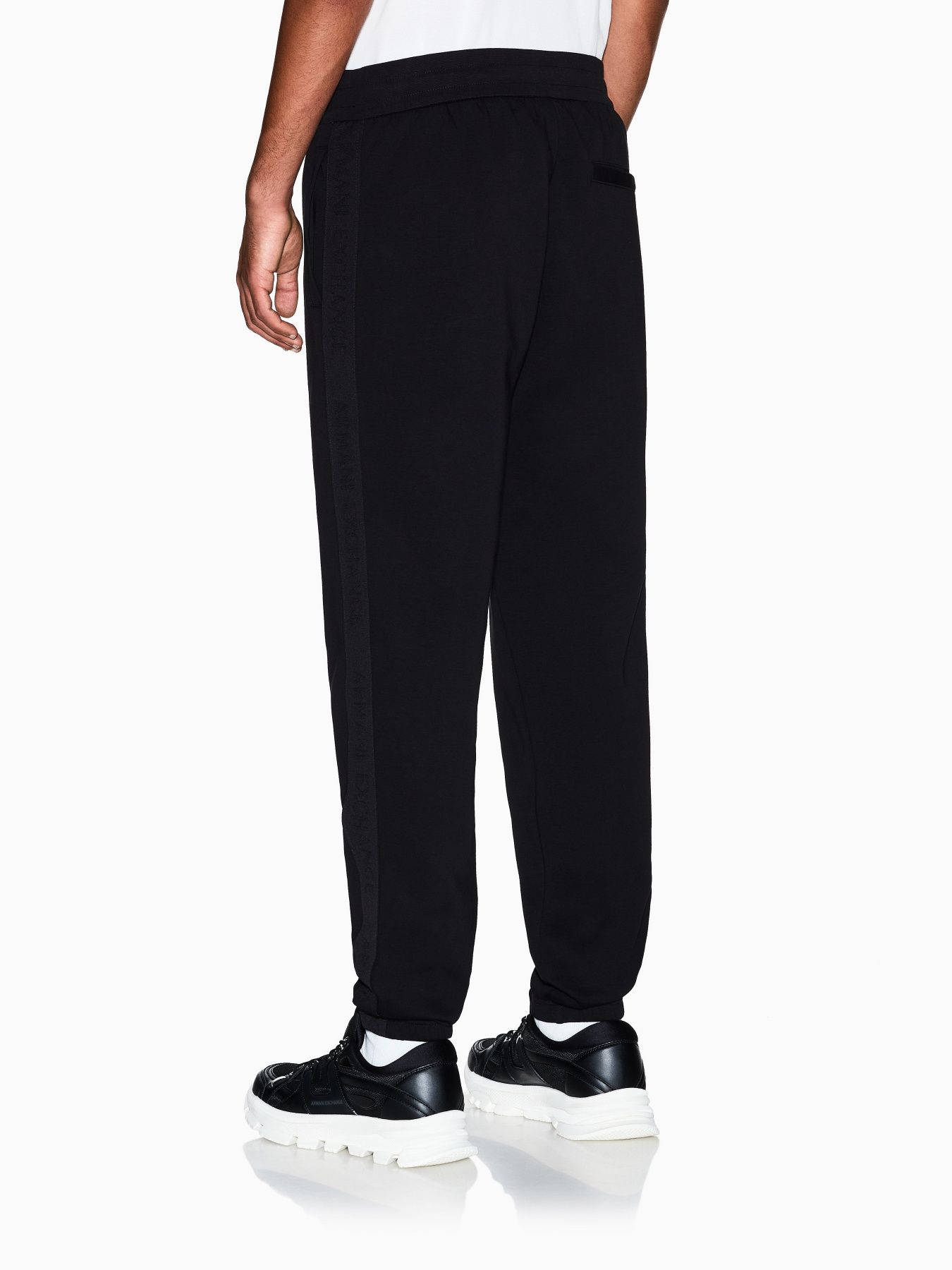 Джоггеры Armani Exchange модель XM001301-AF10818-UC001 Фото