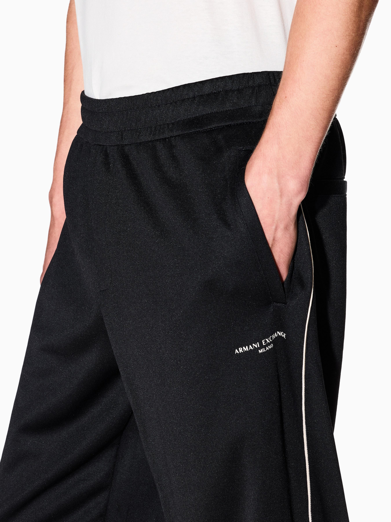 Штани спортивні Armani Exchange модель XM001358-AF16278-UC001 Фото