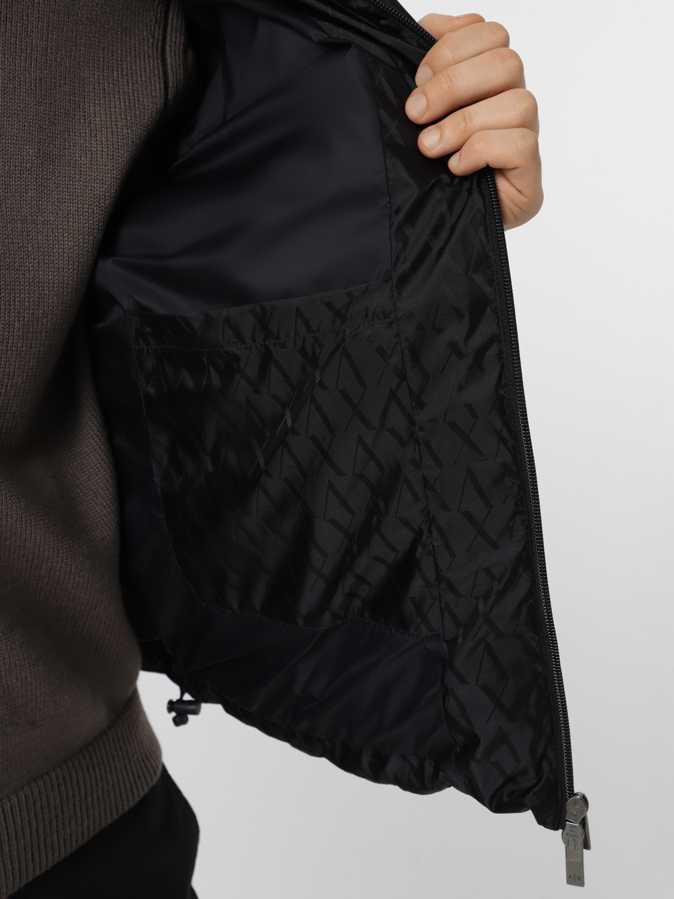 Зимова куртка Armani Exchange модель XM001580-AF16628-UB101 Фото