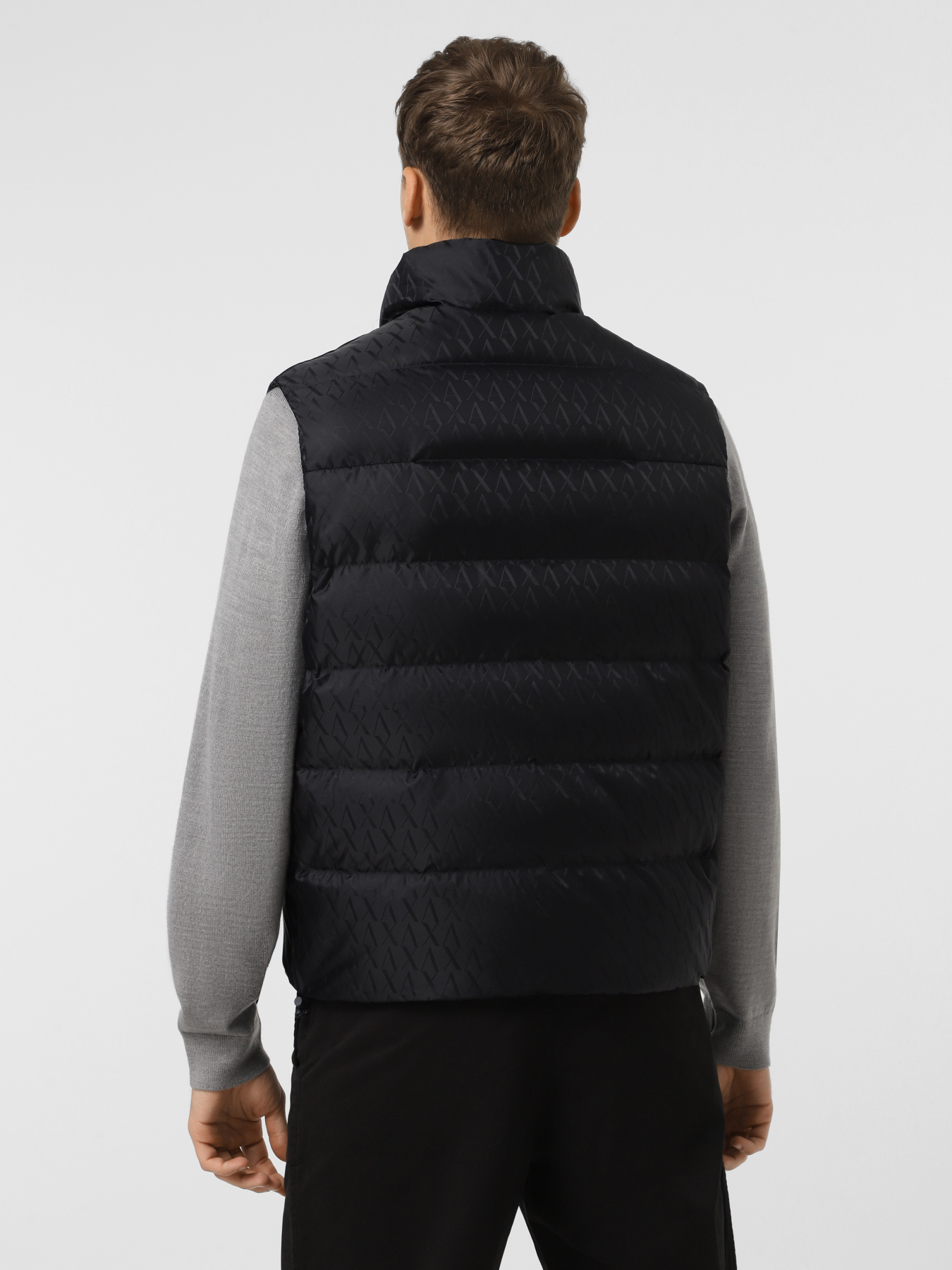 Утеплений жилет Armani Exchange модель XM001581-AF16628-UB101 Фото