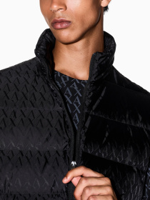 Утепленный жилет Armani Exchange модель XM001581-AF16628-UC001 Фото