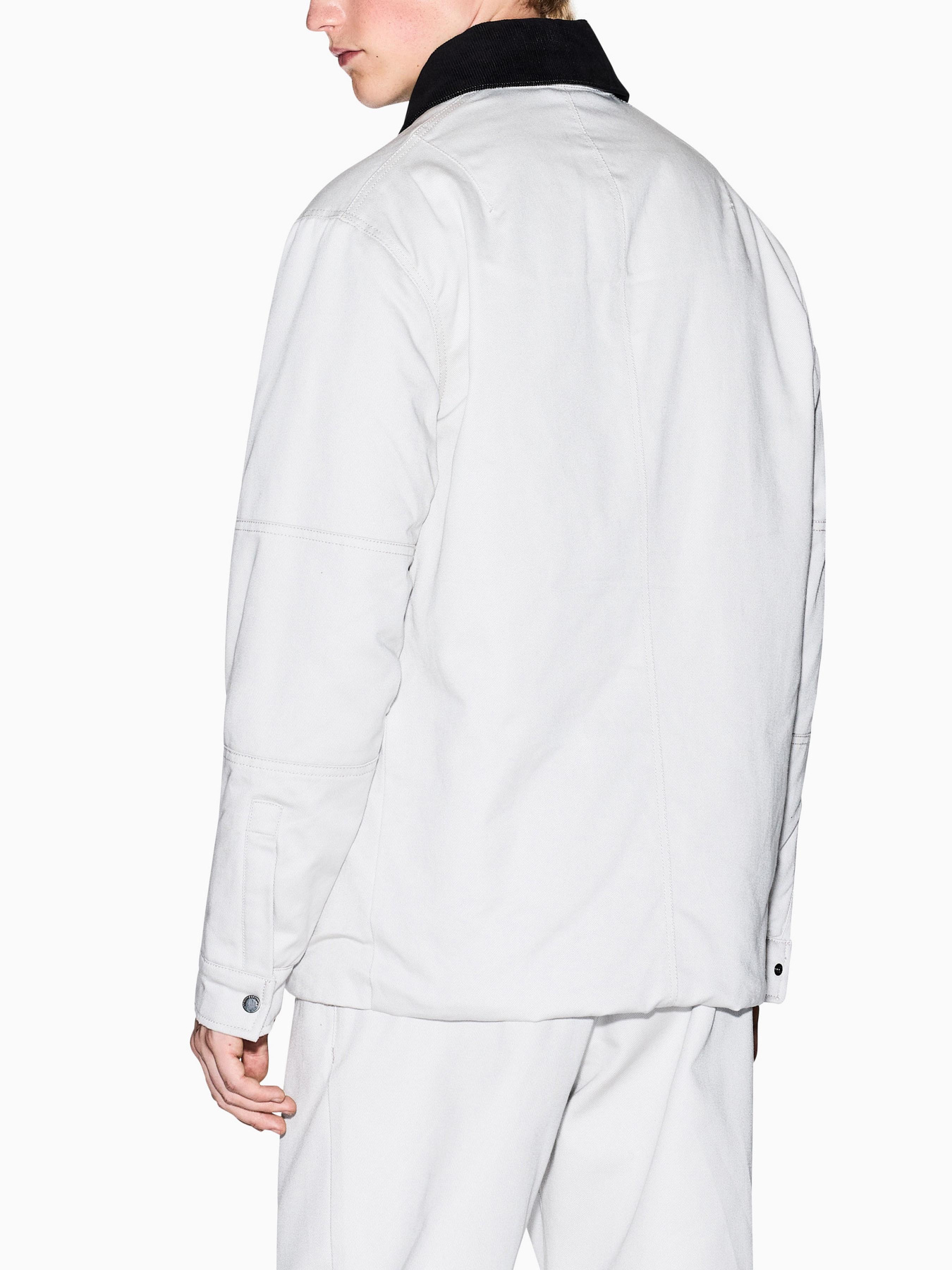 Демисезонная куртка Armani Exchange модель XM001864-AF16679-U1013 Фото