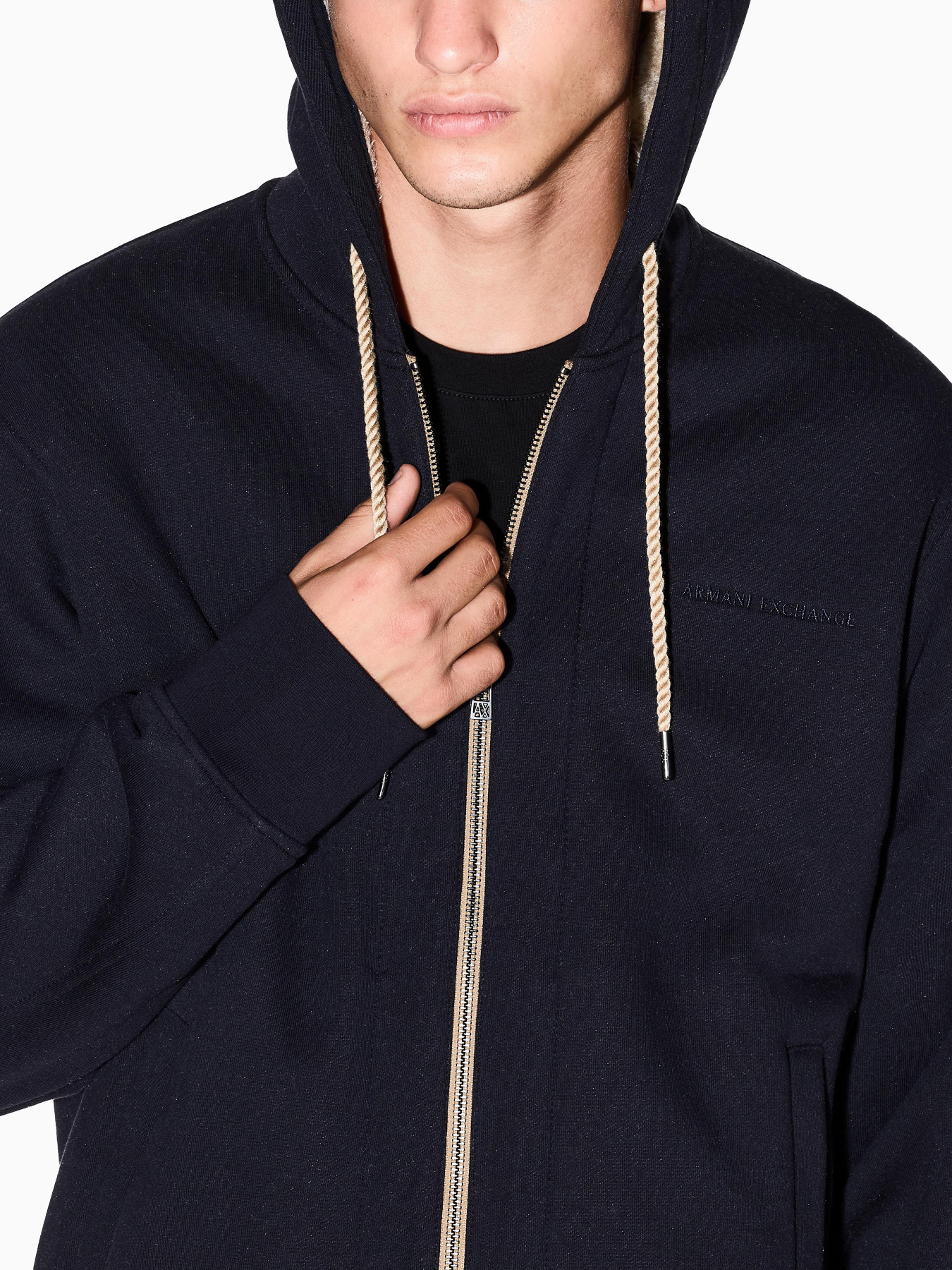 Кофта Armani Exchange модель XM001026-AF16279-UB101 Фото