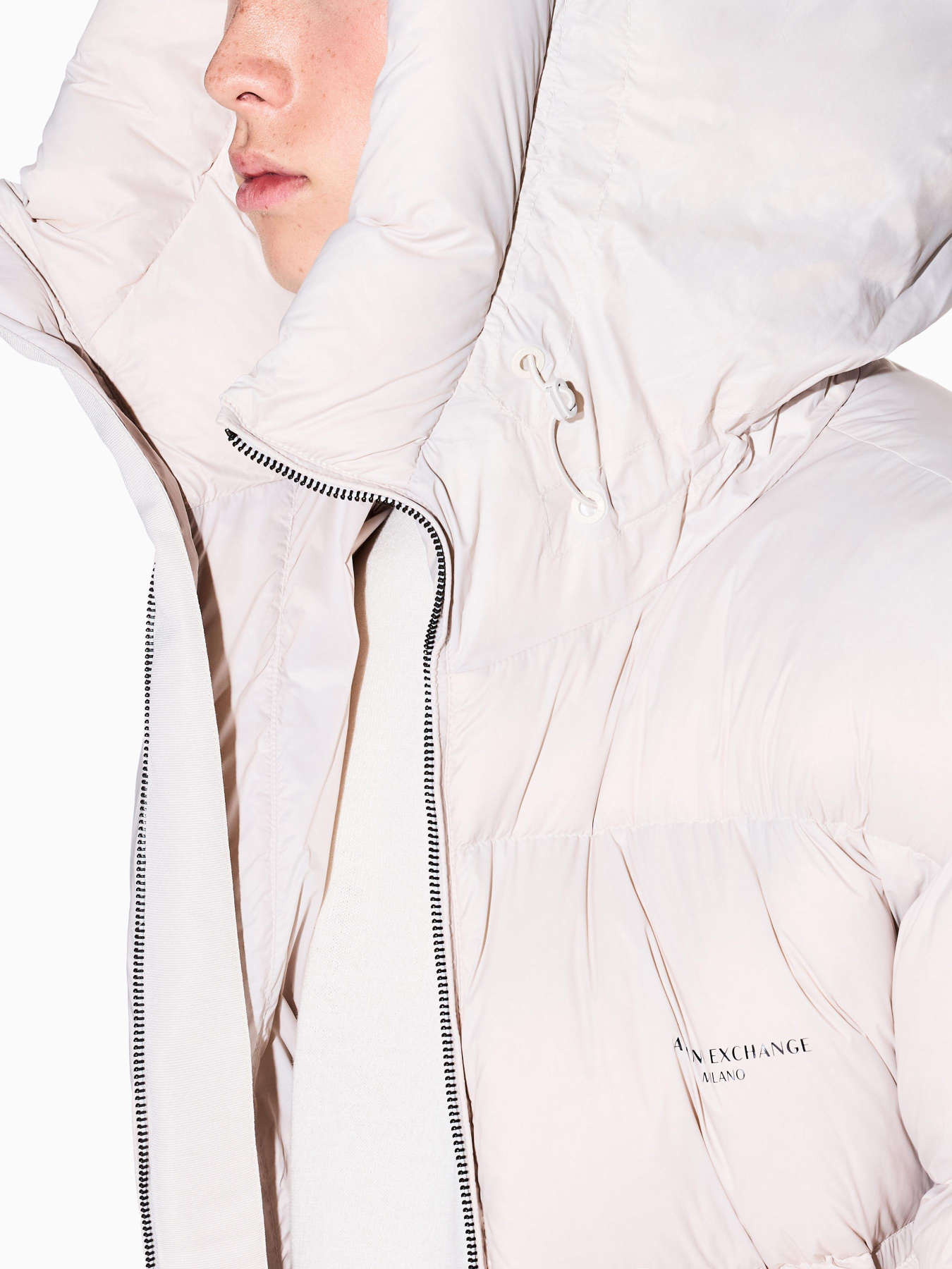 Зимова куртка Armani Exchange модель XM001115-AF16589-U1013 Фото