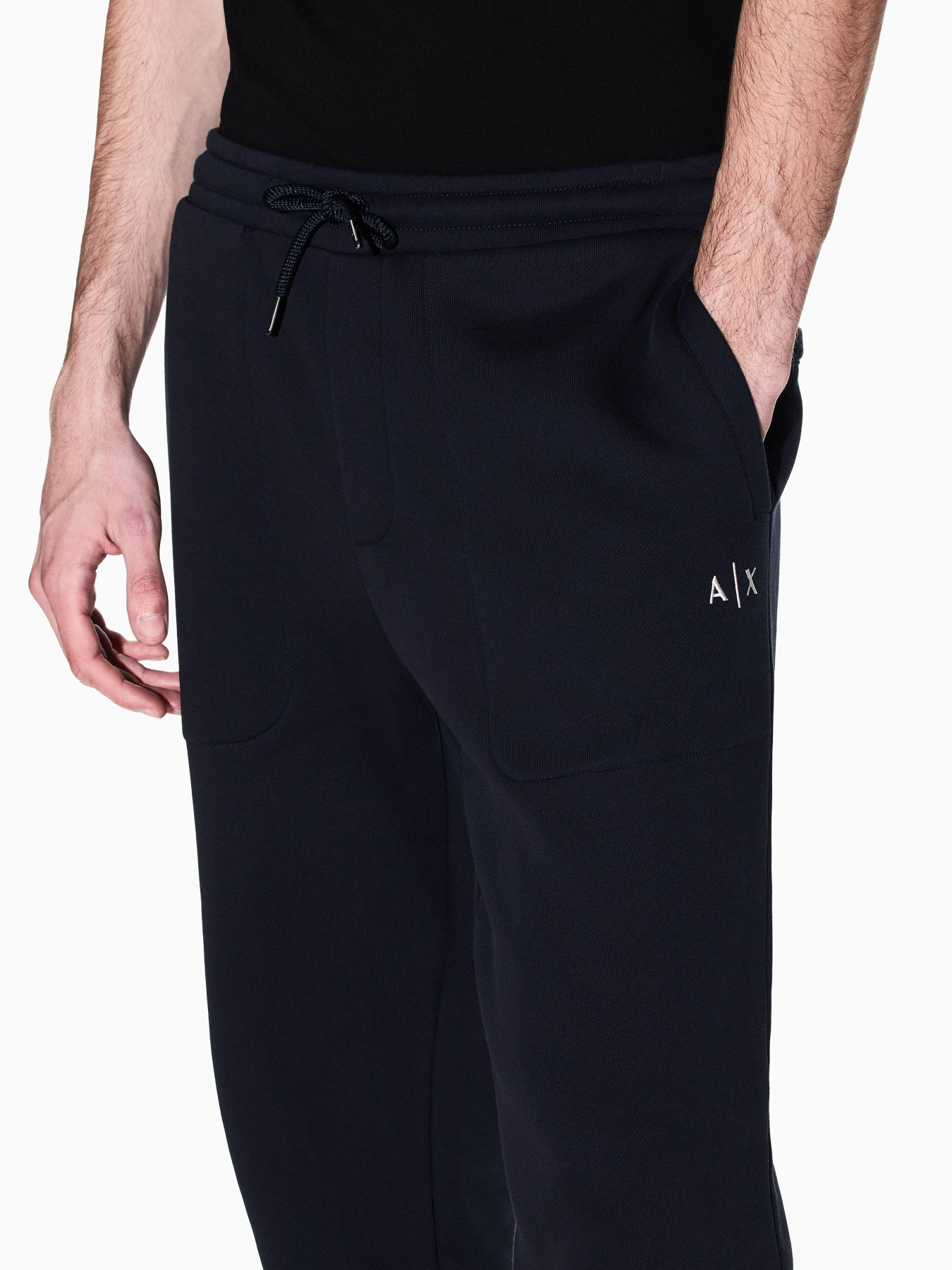 Штаны спортивные Armani Exchange модель XM001419-AF16434-UB101 Штаны спортивные Armani Exchange модель XM001419-AF16434-UB101 Фото