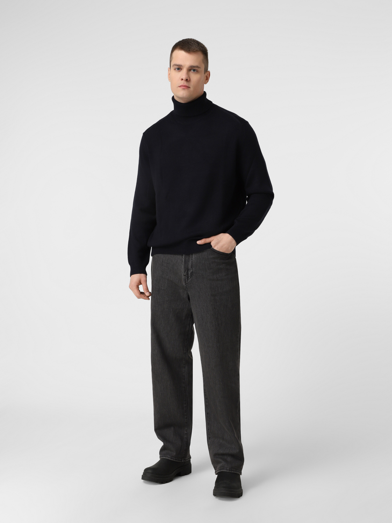 Джемпер Armani Exchange модель XM001917-AF14008-UB101 Фото