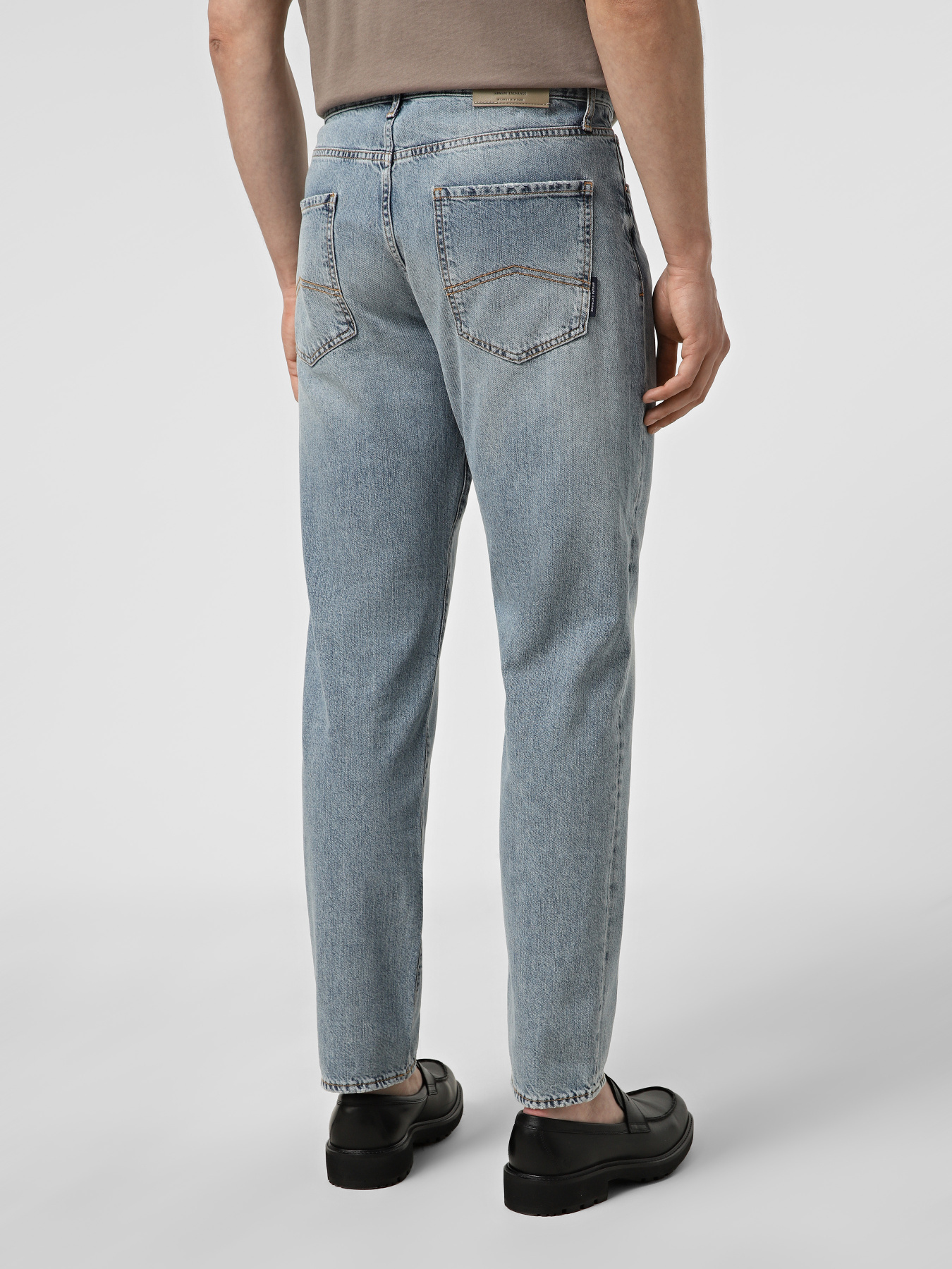 Прямые джинсы Armani Exchange модель XM000069-AF24014-MB001 Фото