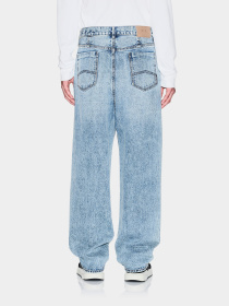 Широкие джинсы Armani Exchange модель XM001156-AF21930-MB001 Фото