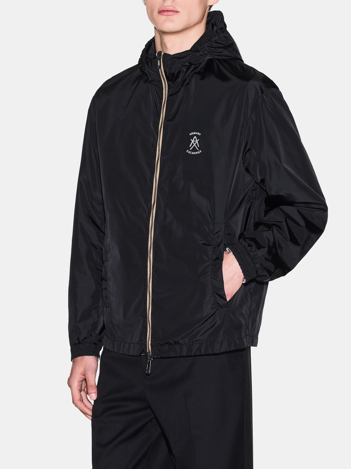 Armani Exchange модель XM001830-AF18579-M0245 Фото