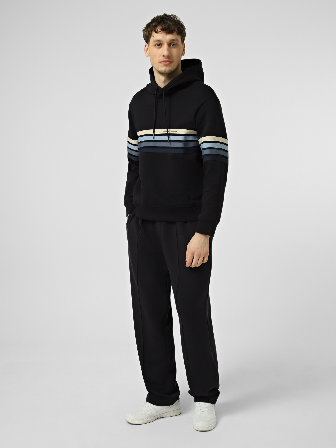 Armani Exchange XM002053-AF10818-UB101 модель XM002053-AF10818-UB101 Фото