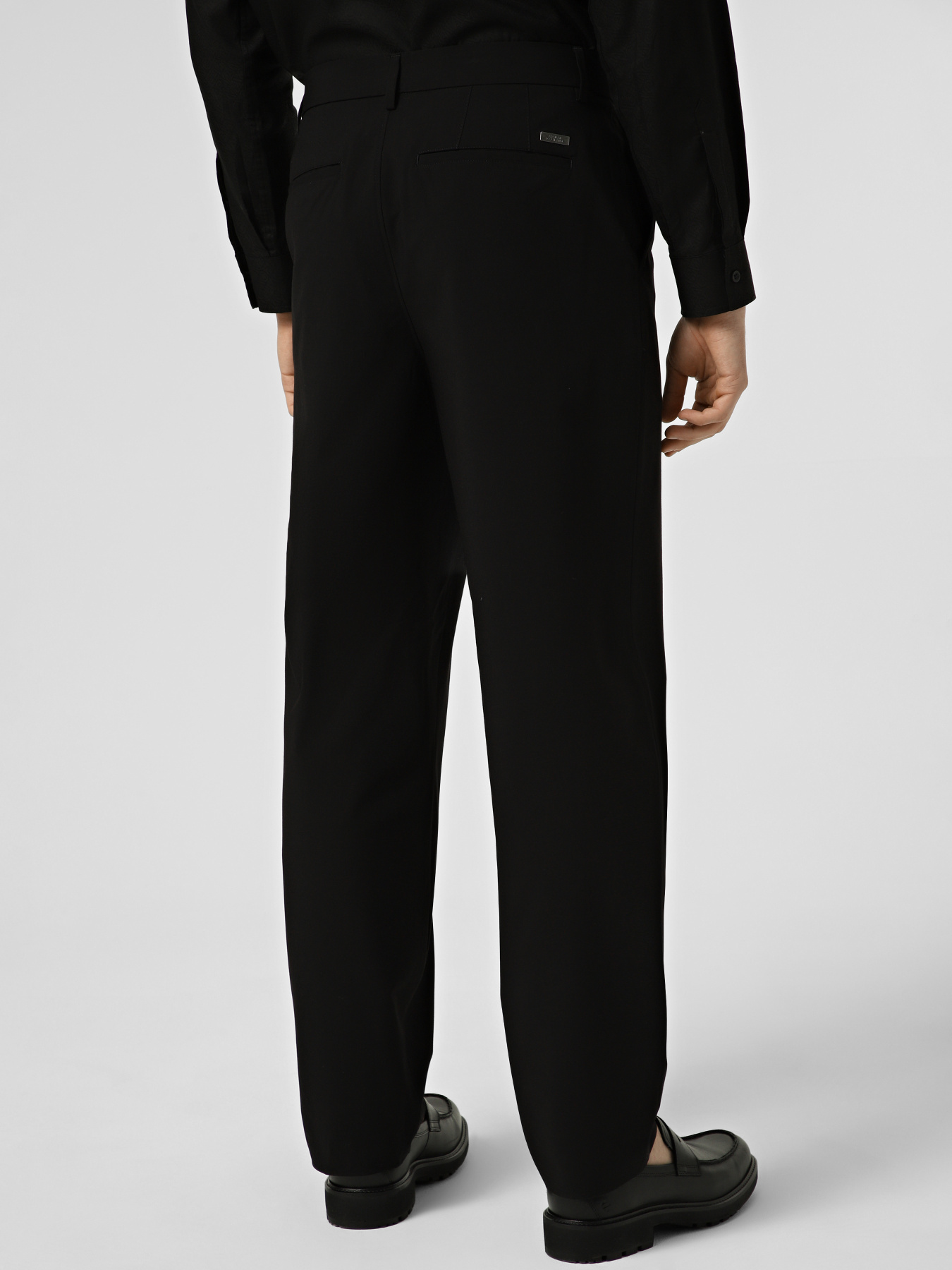 Armani Exchange модель XM002083-AF22403-UC001 Фото