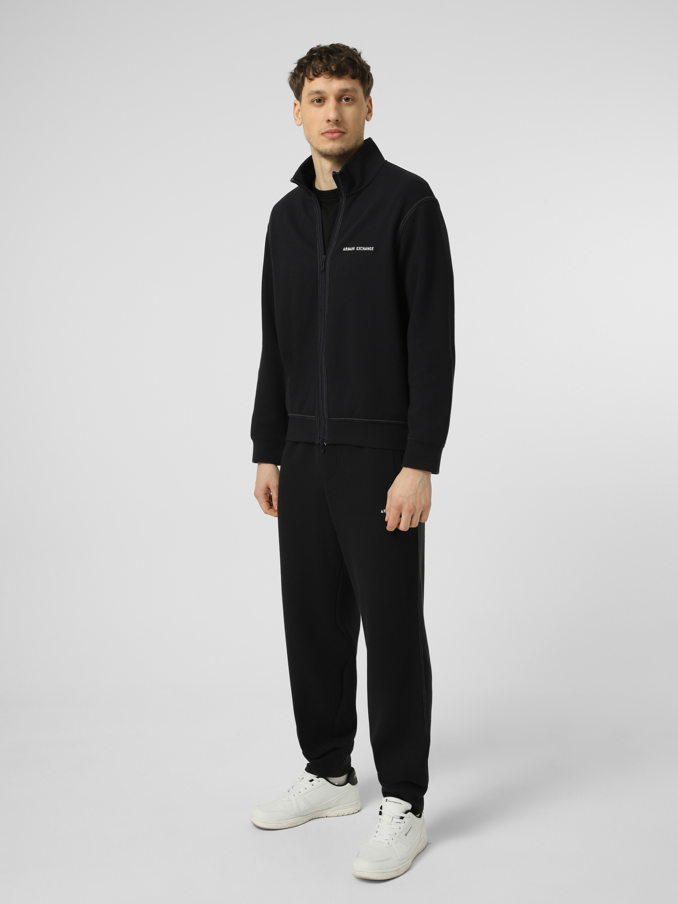 Armani Exchange XM002327-AF21870-UB101 модель XM002327-AF21870-UB101 Фото