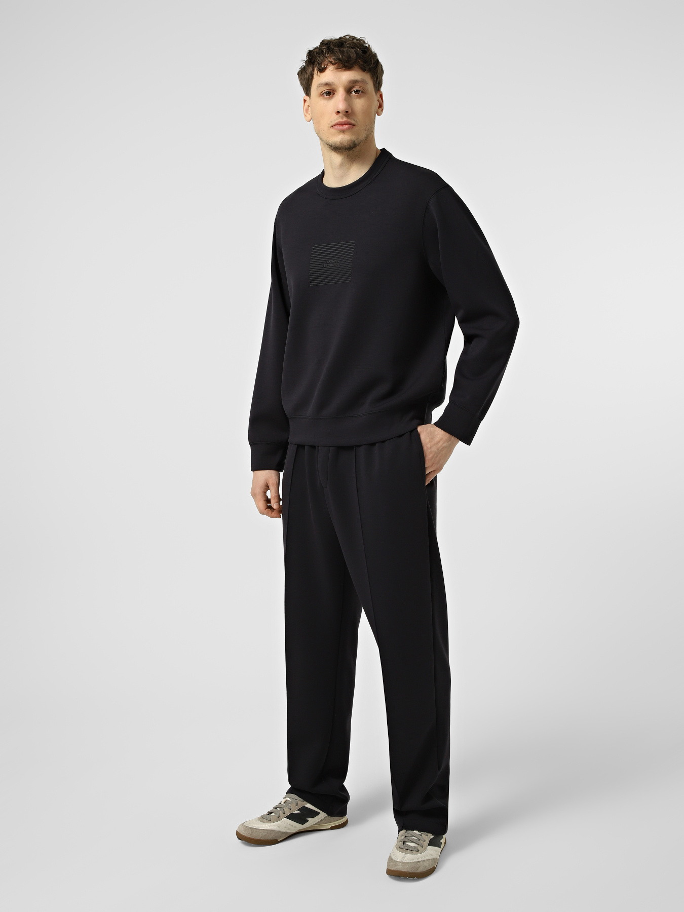 Armani Exchange модель XM002397-AF19936-UB101 Фото