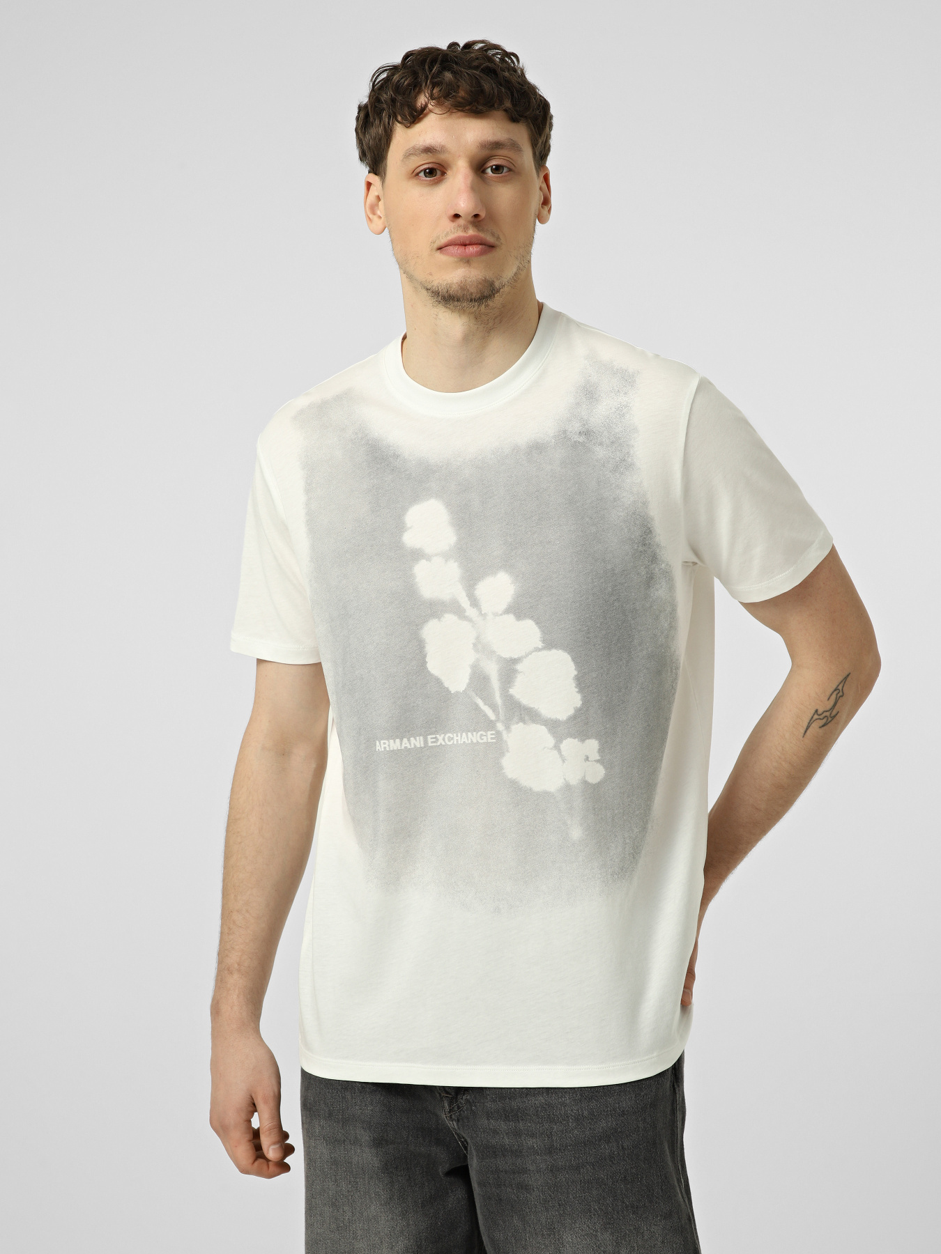 Armani Exchange модель XM002479-AF10358-U0009 Фото