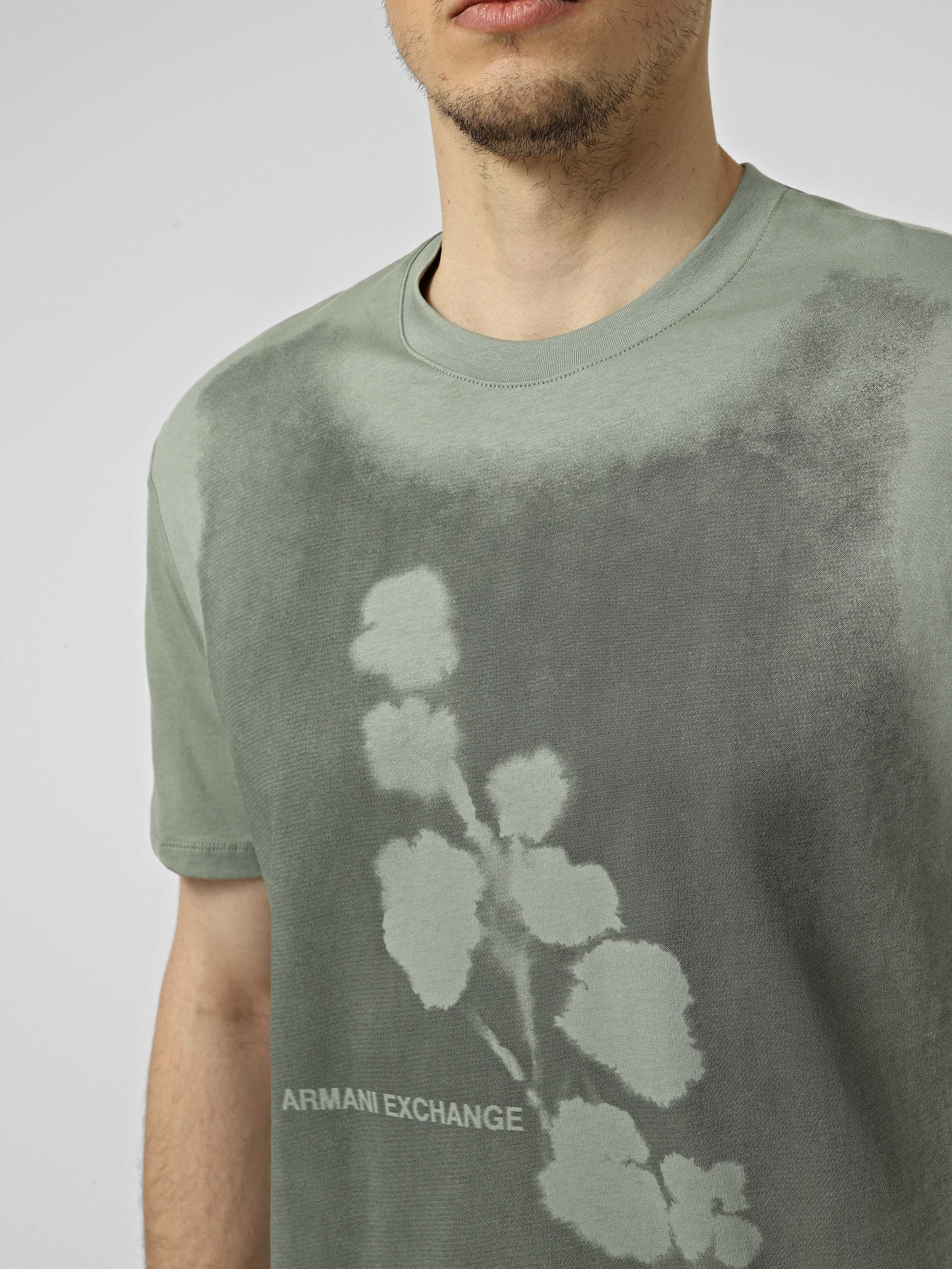 Armani Exchange модель XM002479-AF10358-U7210 Фото