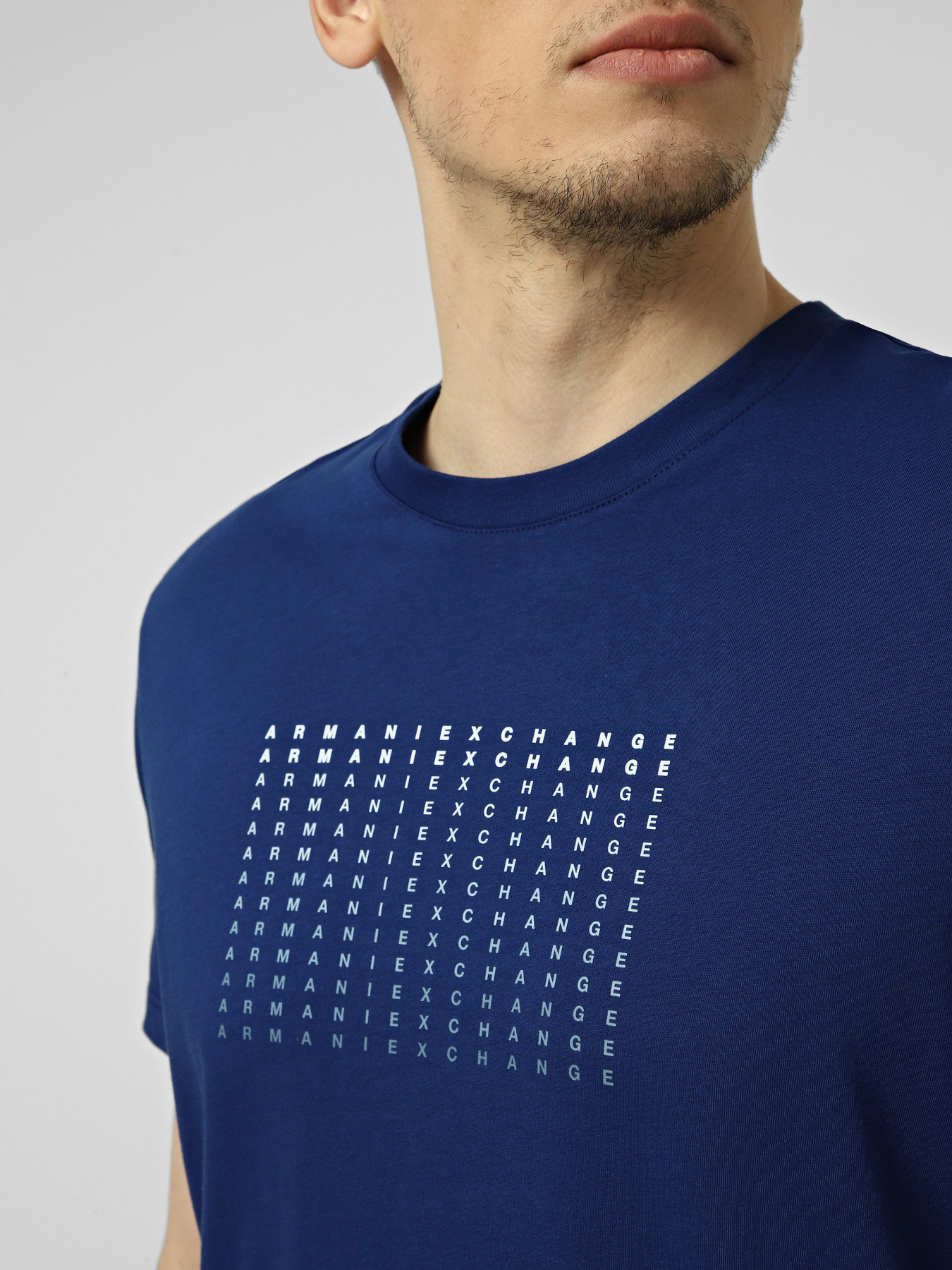 Armani Exchange модель XM002519-AF10334-UB131 Фото