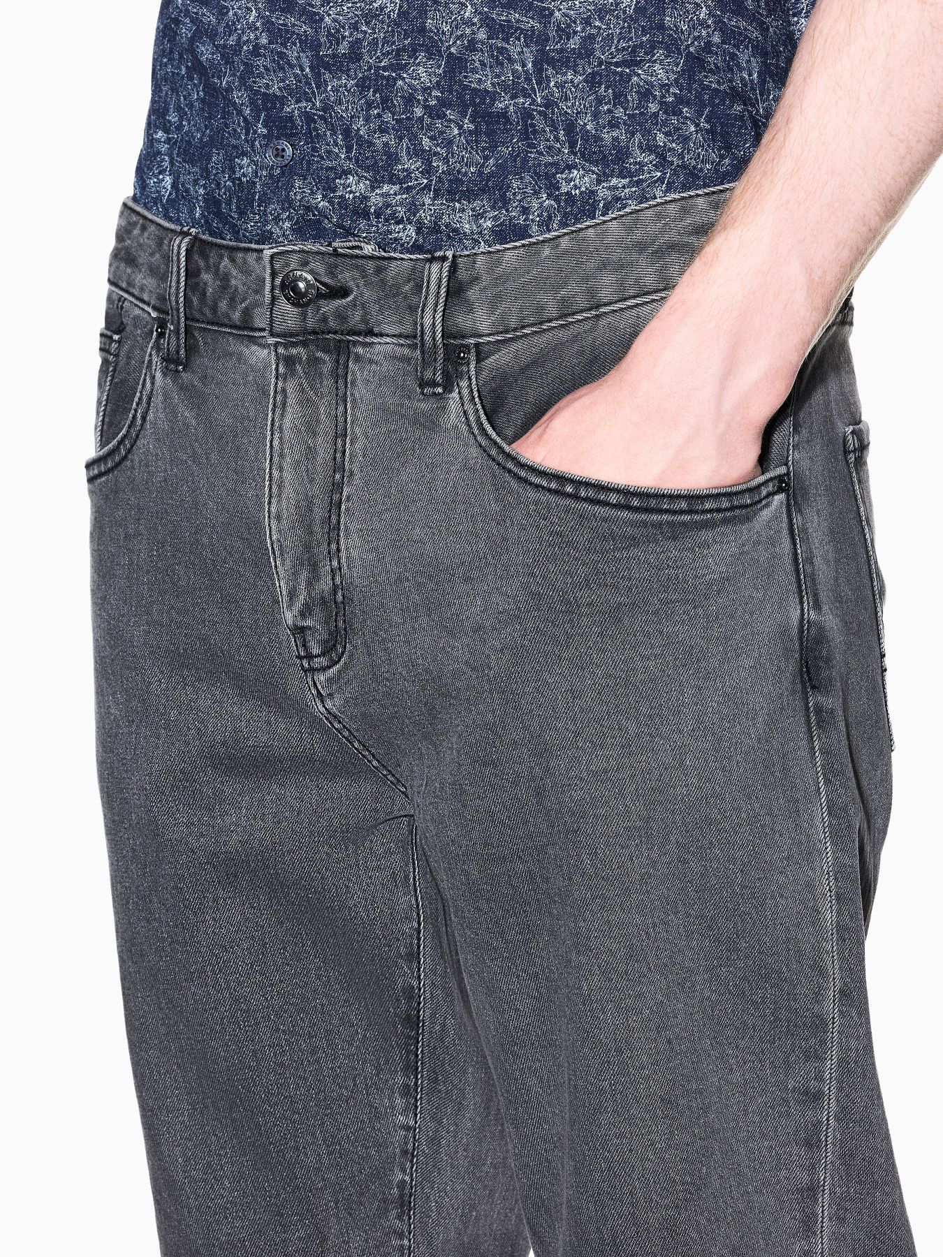 Джинсы Armani Exchange модель XM000049-AF22558-M8001 Фото