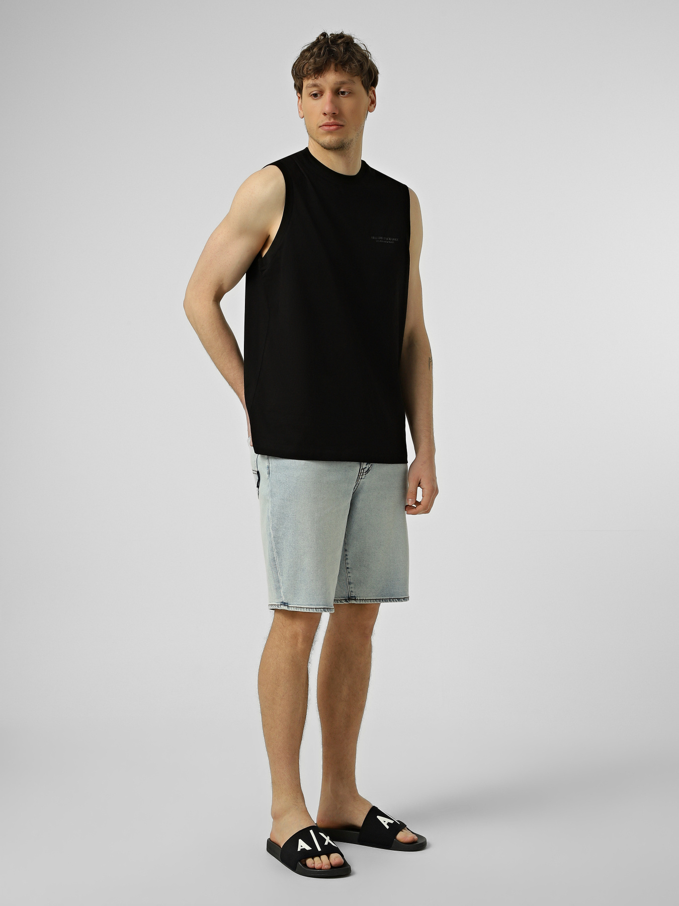 Шорти Armani Exchange модель XM000073-AF24466-MB001 Фото