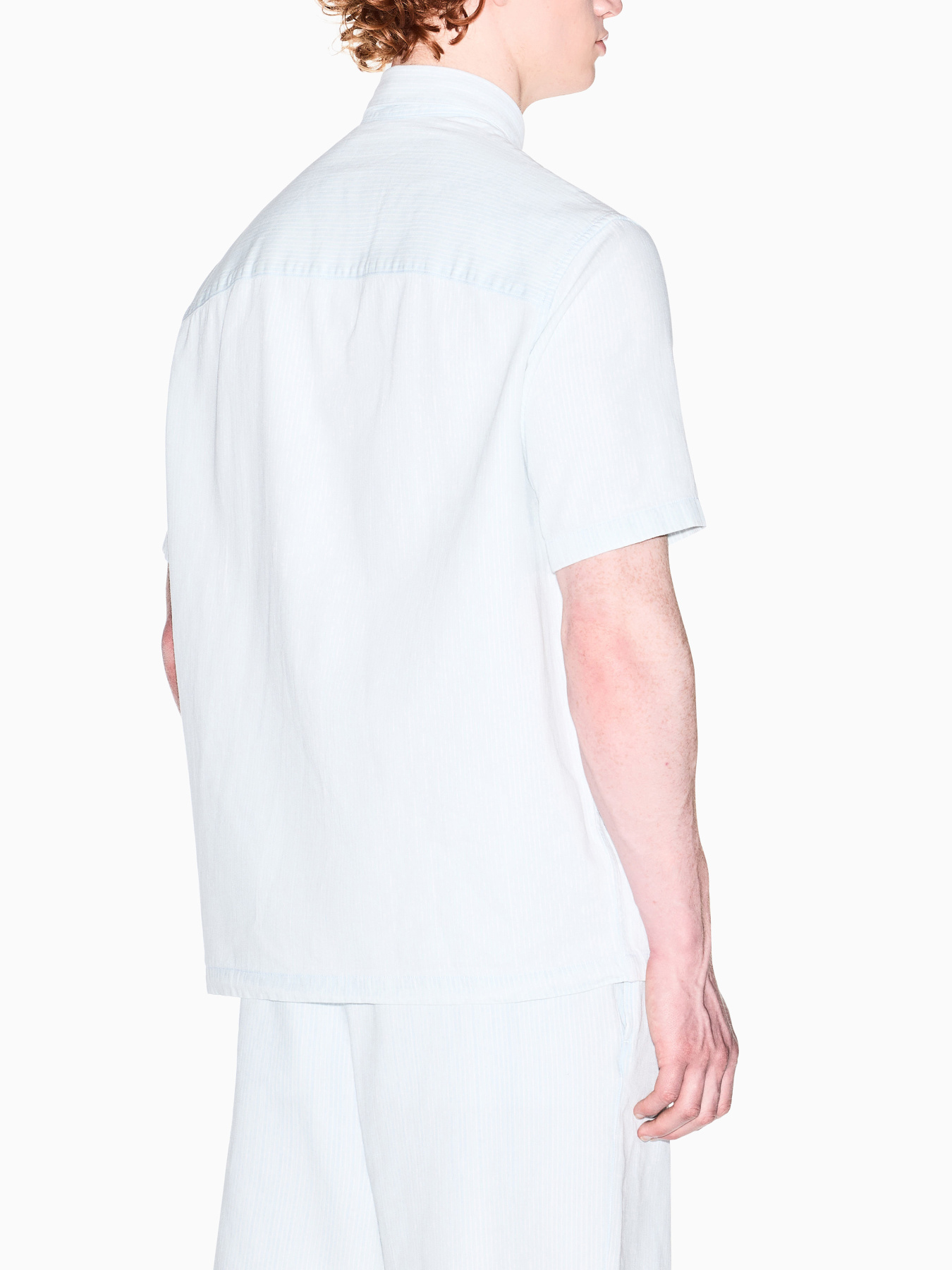 Рубашки Armani Exchange модель XM002266-AF22638-FB380 Фото