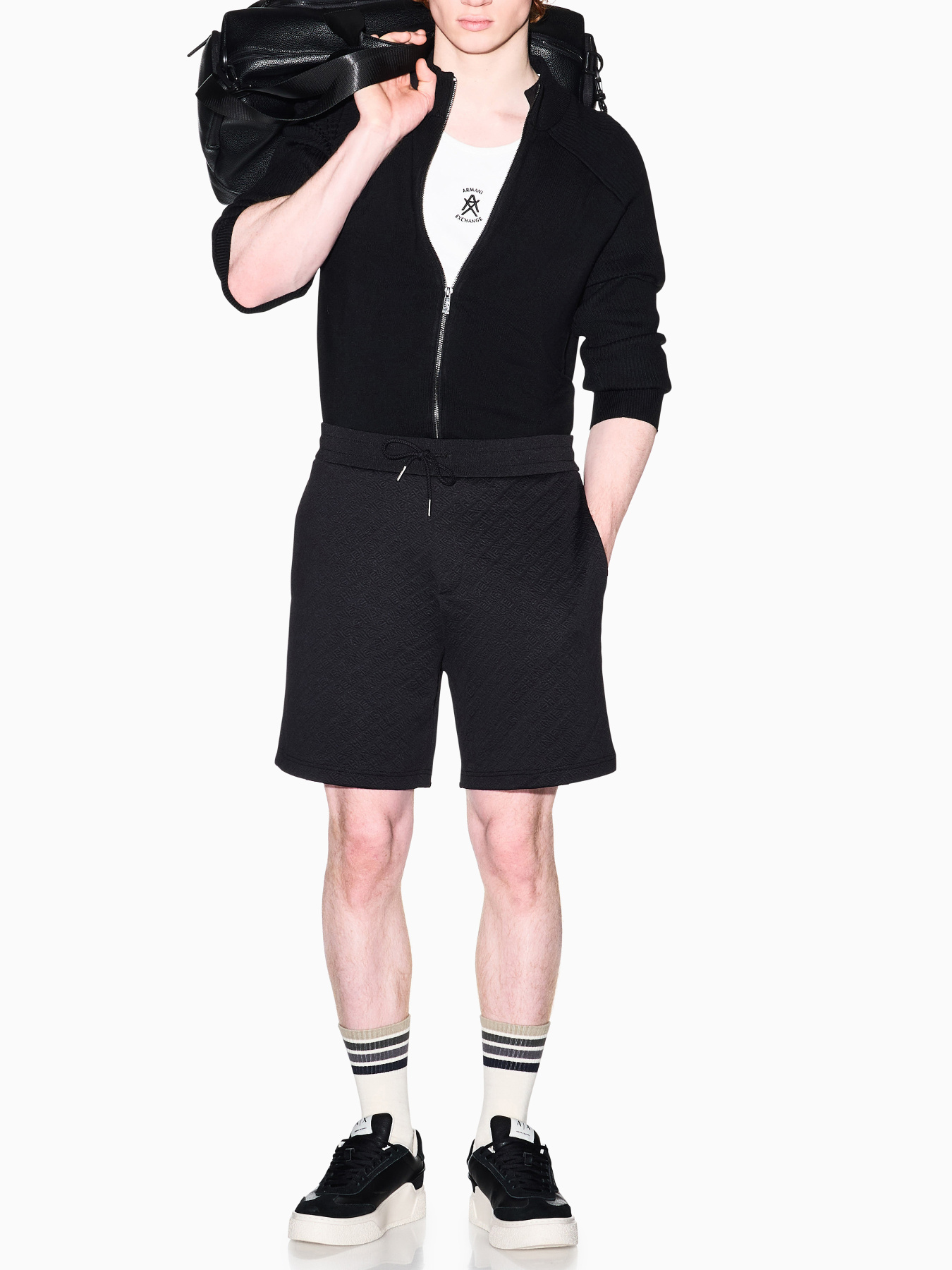 Шорты Armani Exchange модель XM002345-AF21862-UC001 Фото