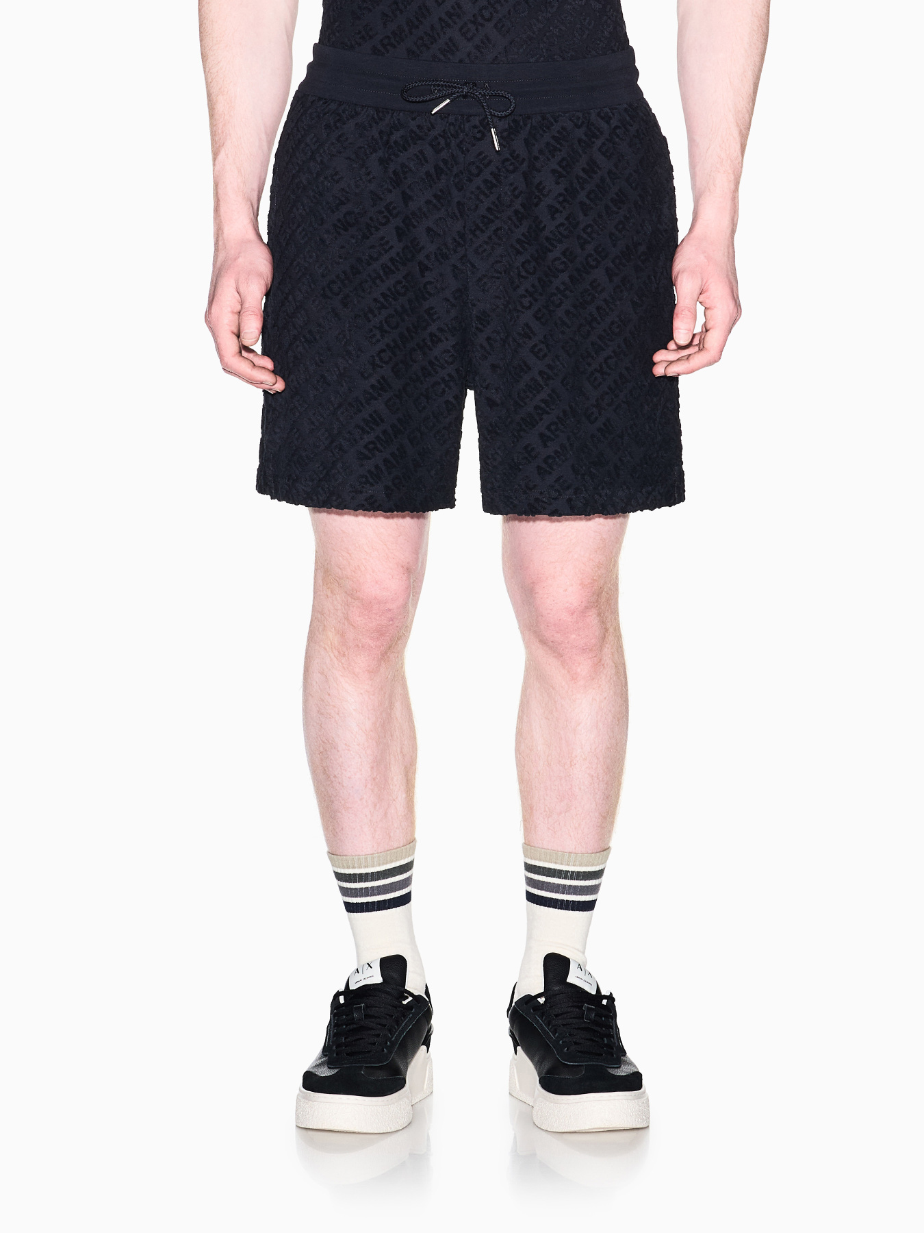 Шорты Armani Exchange модель XM002348-AF21860-UB101 Фото