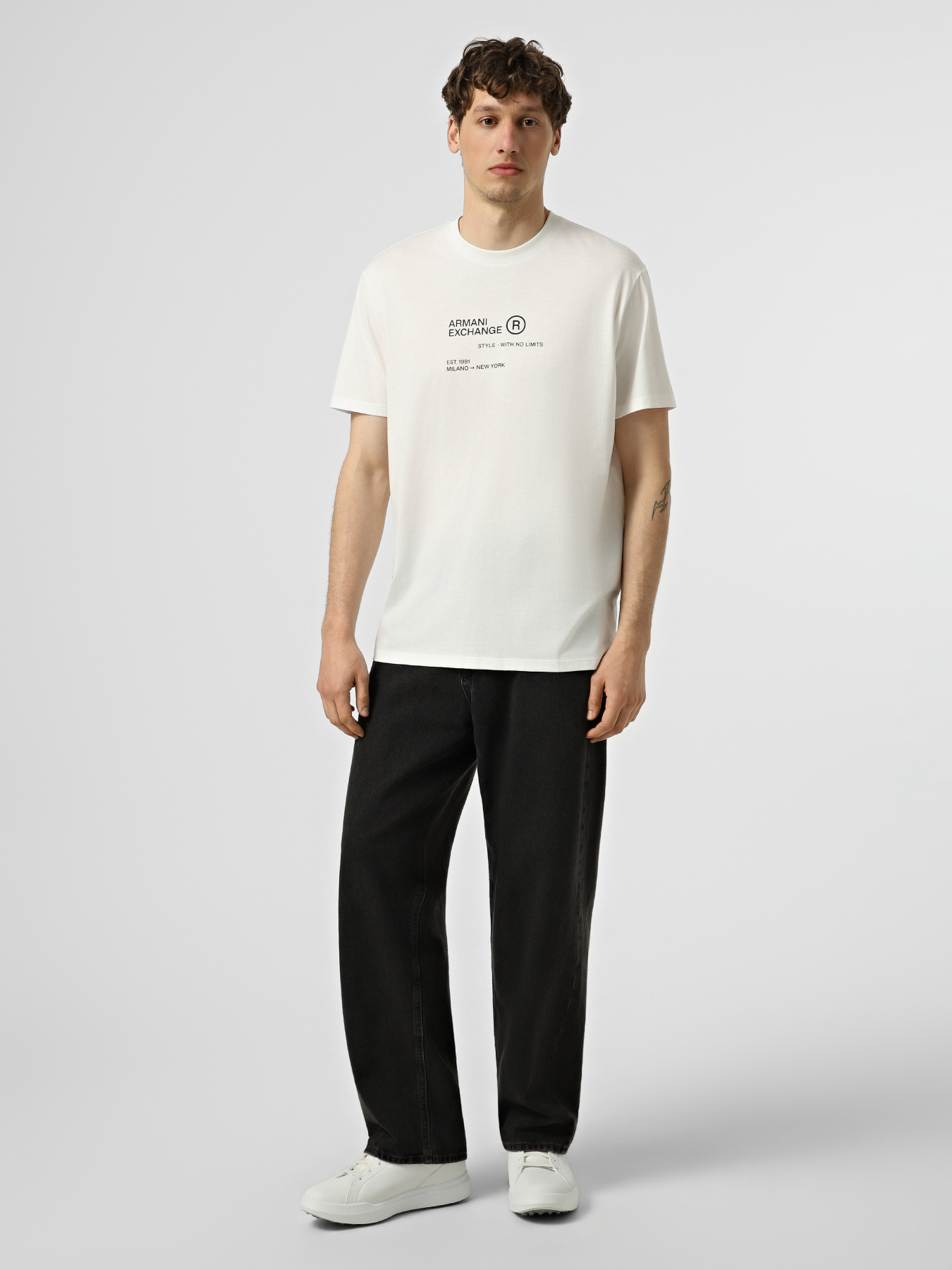 Футболки и поло Armani Exchange модель XM002490-AF10358-U0009 Фото