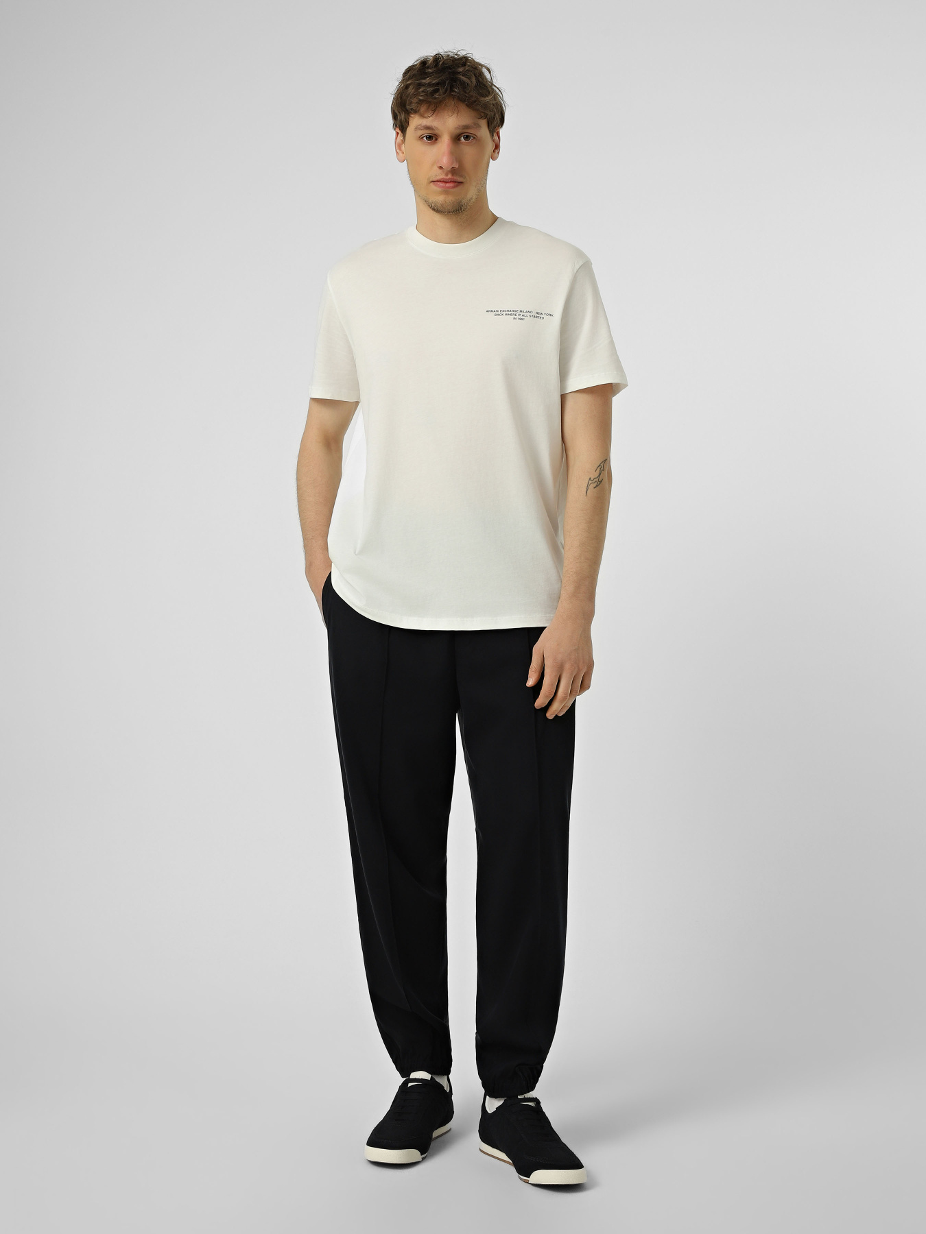 Футболки и поло Armani Exchange модель XM002523-AF10334-U0009 Фото
