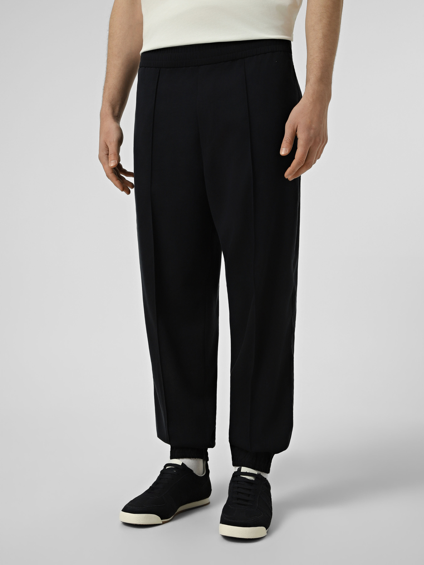 Штани Armani Exchange модель XM002570-AF22545-UB101 Фото